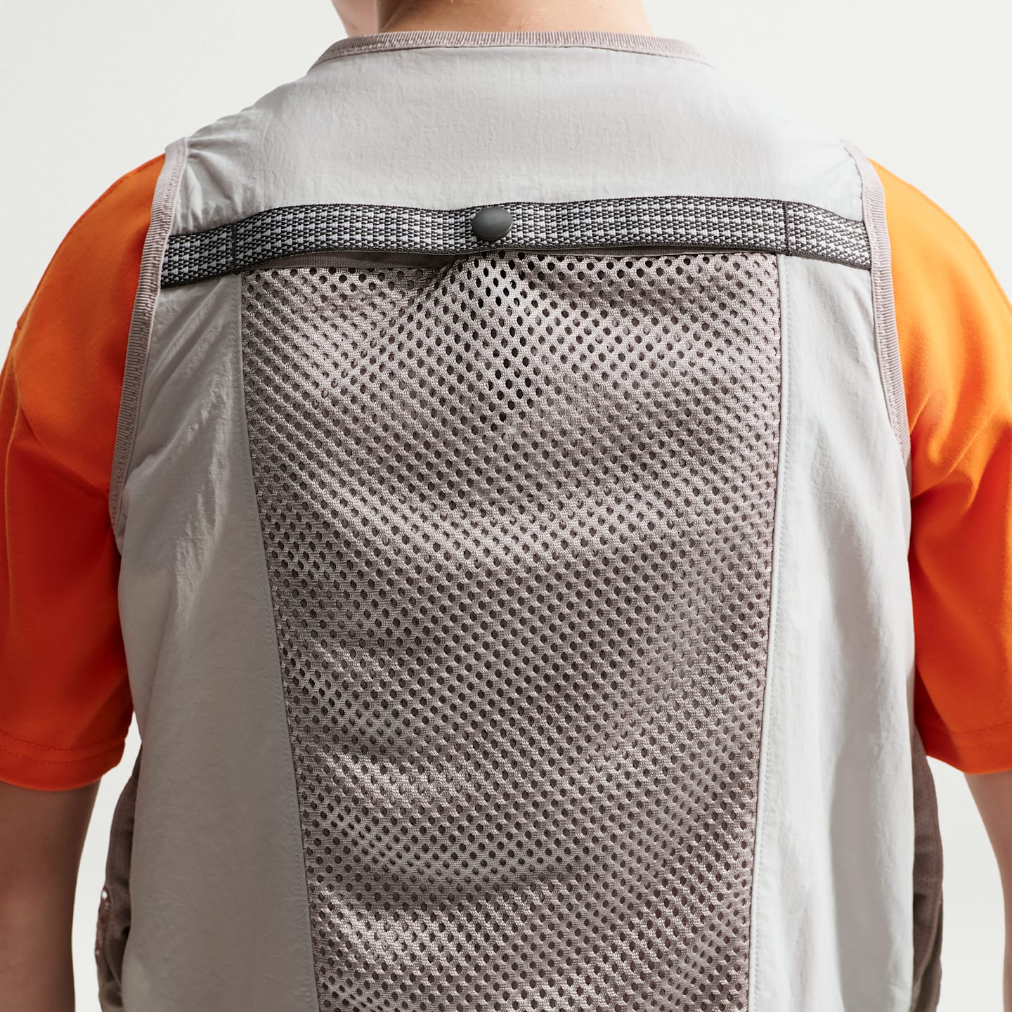 Детский жилет Nike ACG Utility, цвет: Серый туманный / Серый — фото 5