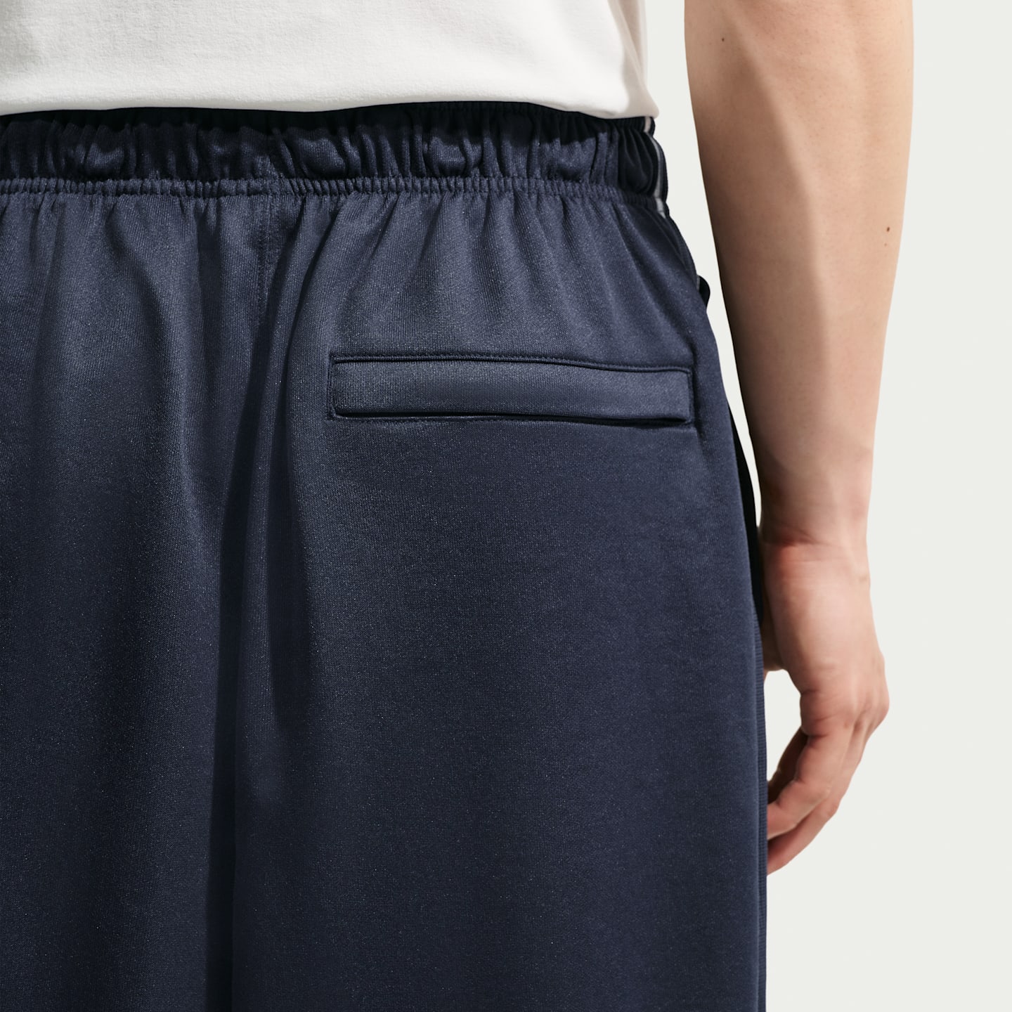 Мужские брюки Nike Sportswear Club Oversized Knit Track Pants, цвет: Обсидиановый / Белый — фото 3