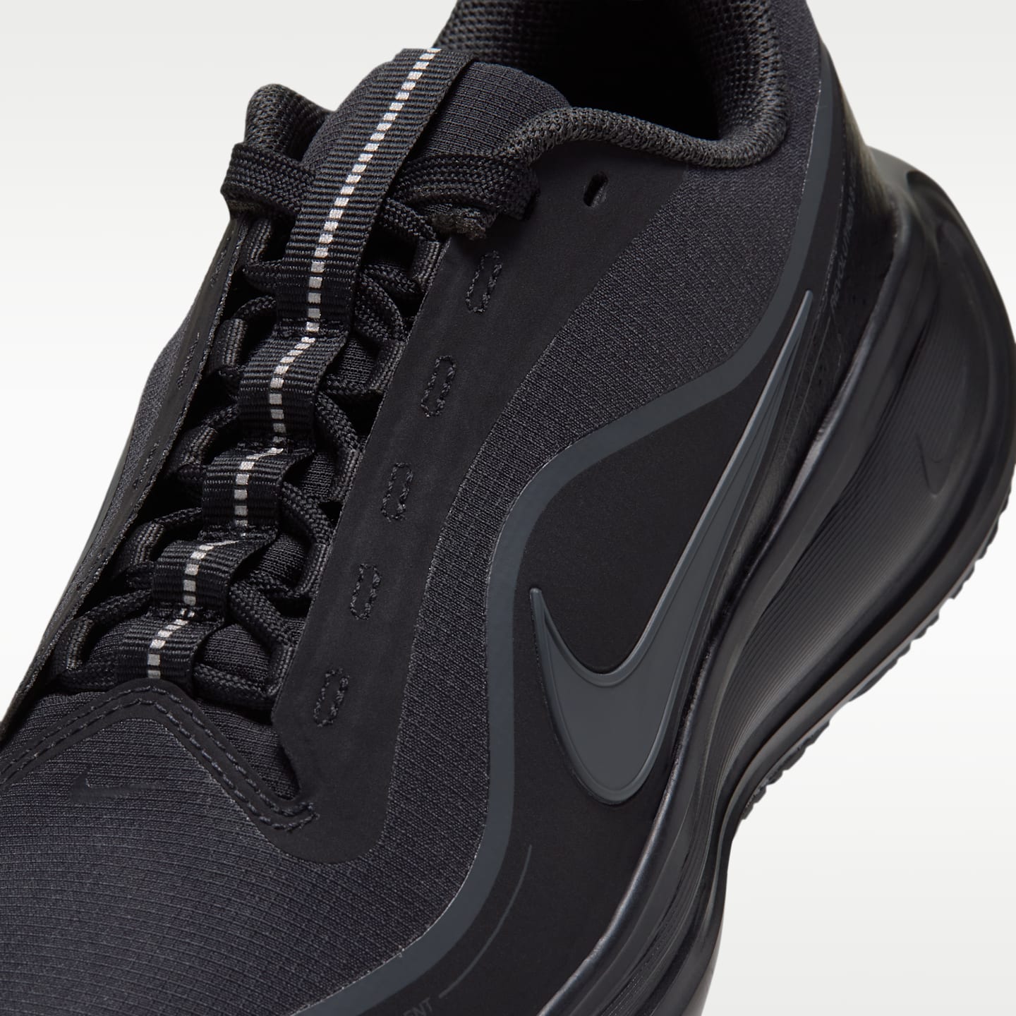 Женские кроссовки Nike Revolution 8 Utility Road Running, цвет: Чёрный / Антрацитовый — фото 7