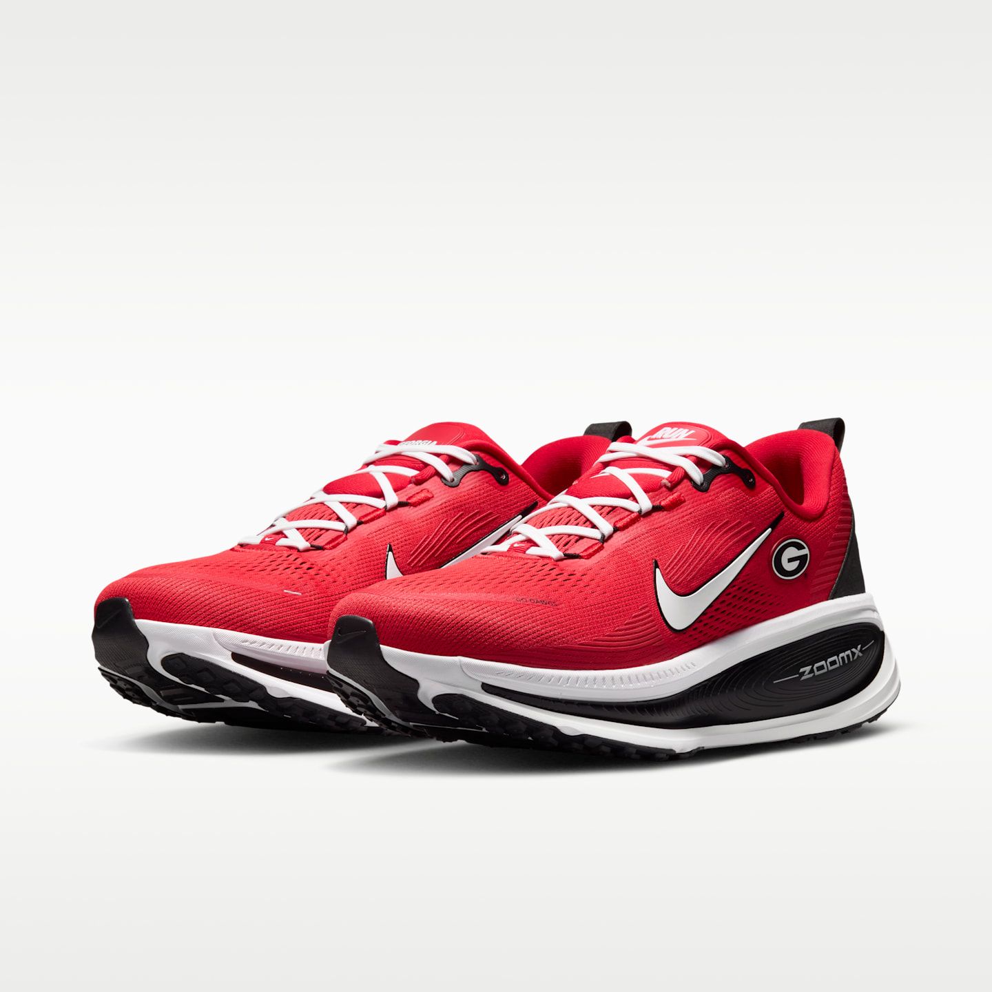 Мужские кроссовки Nike College Vomero 18 (Georgia) Road Running, цвет: Красный / Чёрный — фото 5