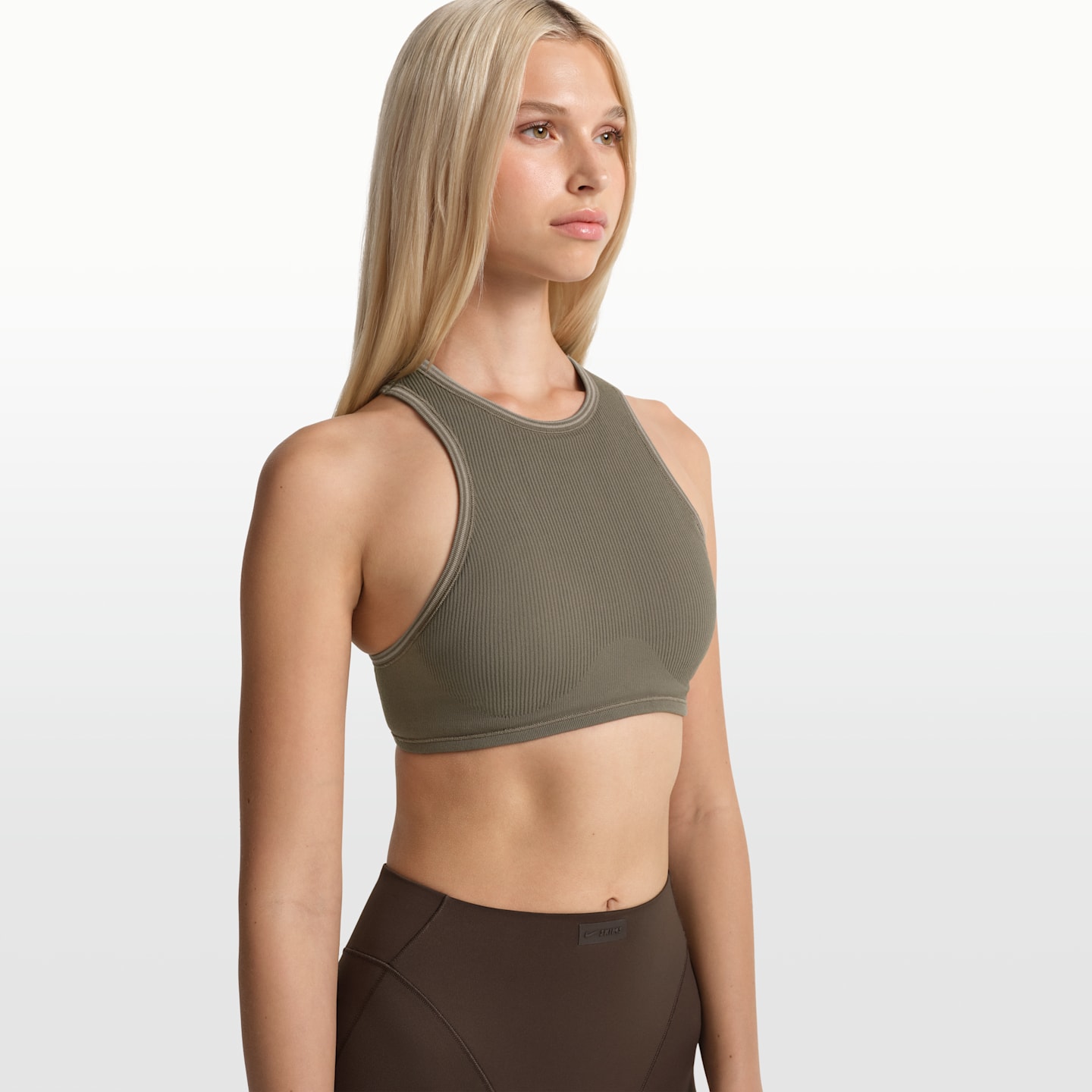 Женский бюстгальтер NikeSKIMS Ribbed Seamless с вырезом-борцовкой, цвет: Дюнный — фото 3