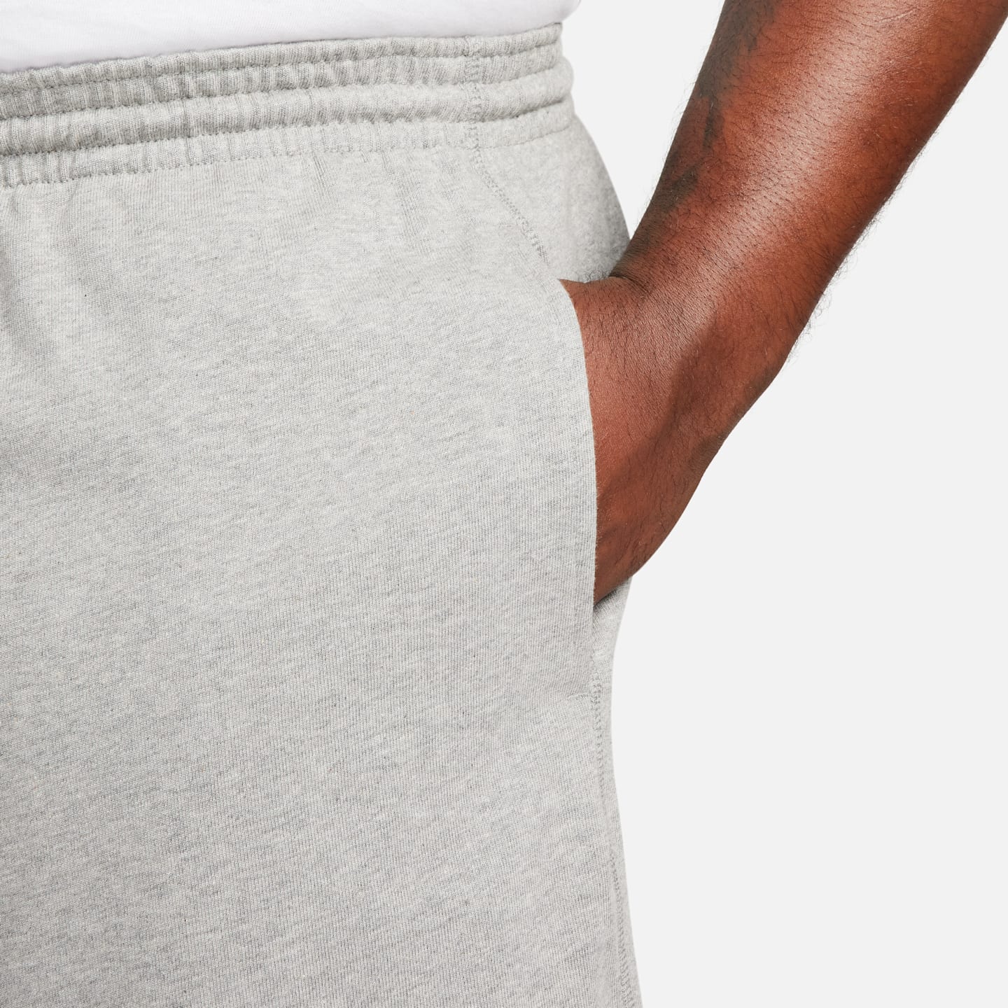 Мужские трикотажные шорты Nike Sportswear Club, цвет: Серый меланжевый / Белый — фото 10