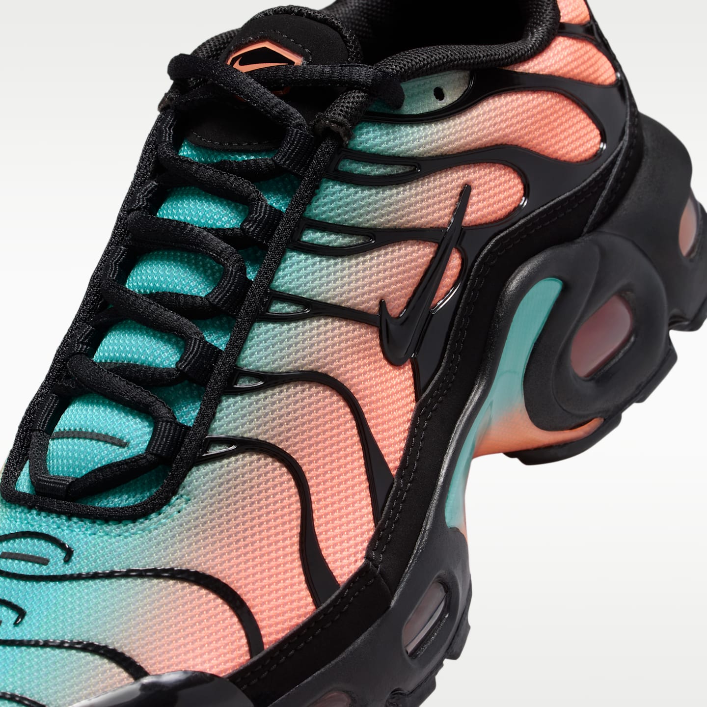 Детские кроссовки Nike Air Max Plus, цвет: Чёрный / Зелёный — фото 7