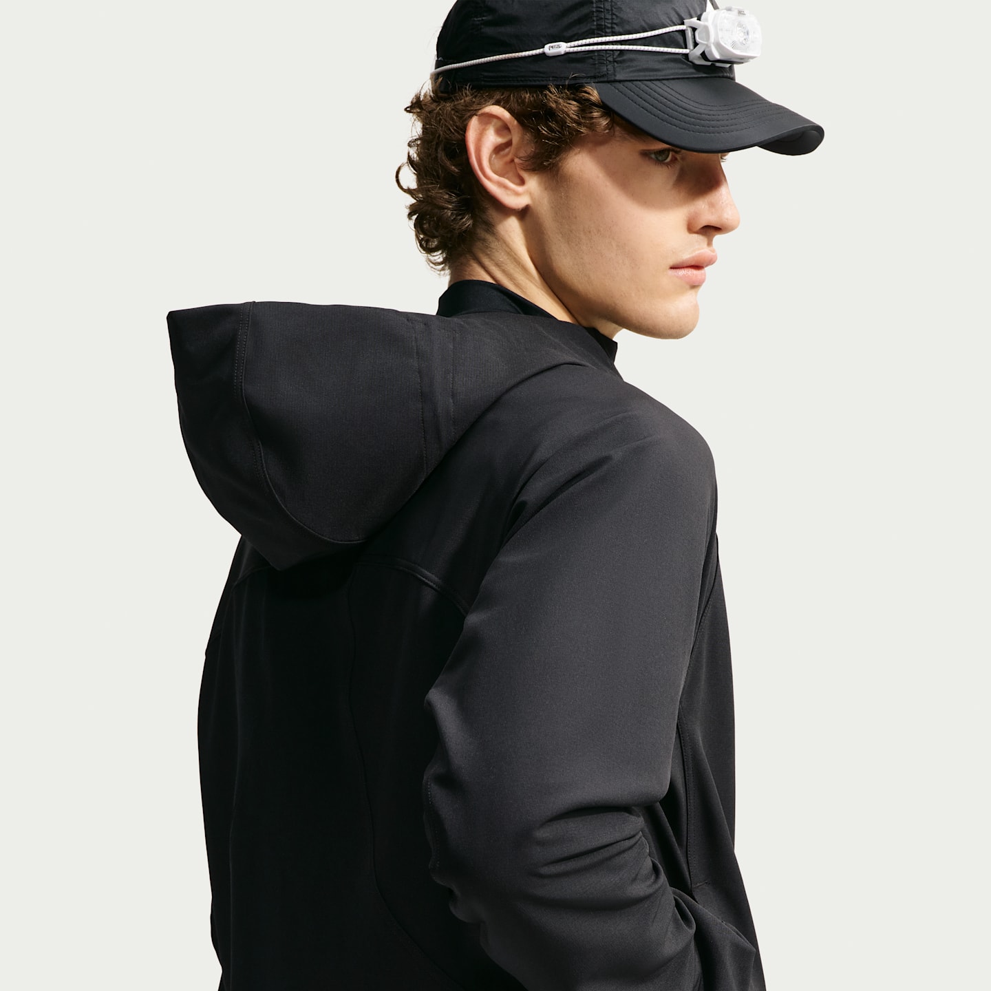 Мужская куртка для походов Nike ACG Cloud Trekker на молнии, цвет: Чёрный / Снежный белый — фото 2