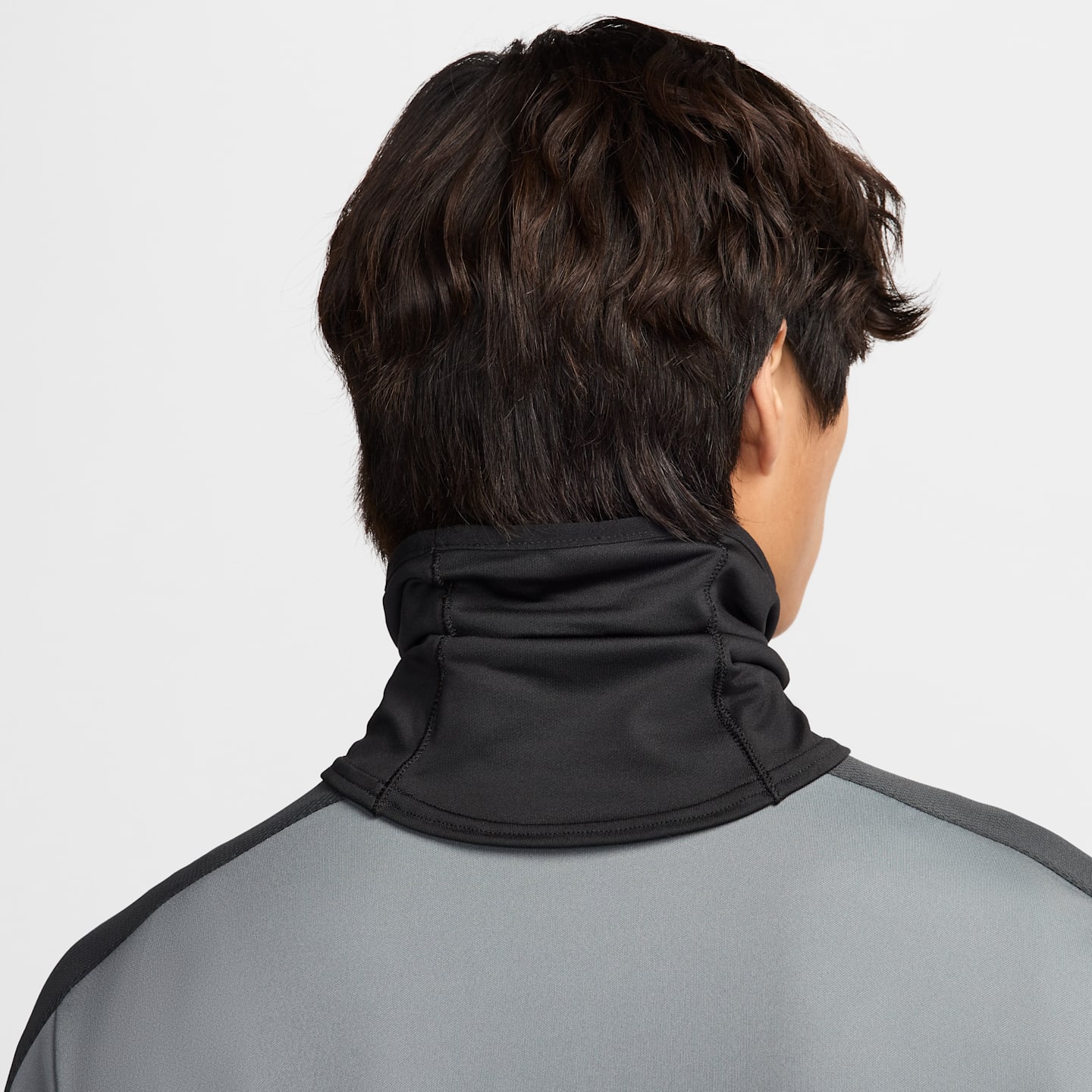 Утеплитель для шеи Nike Academy Dri-FIT для футбола, цвет: Чёрный / Белый — фото 2