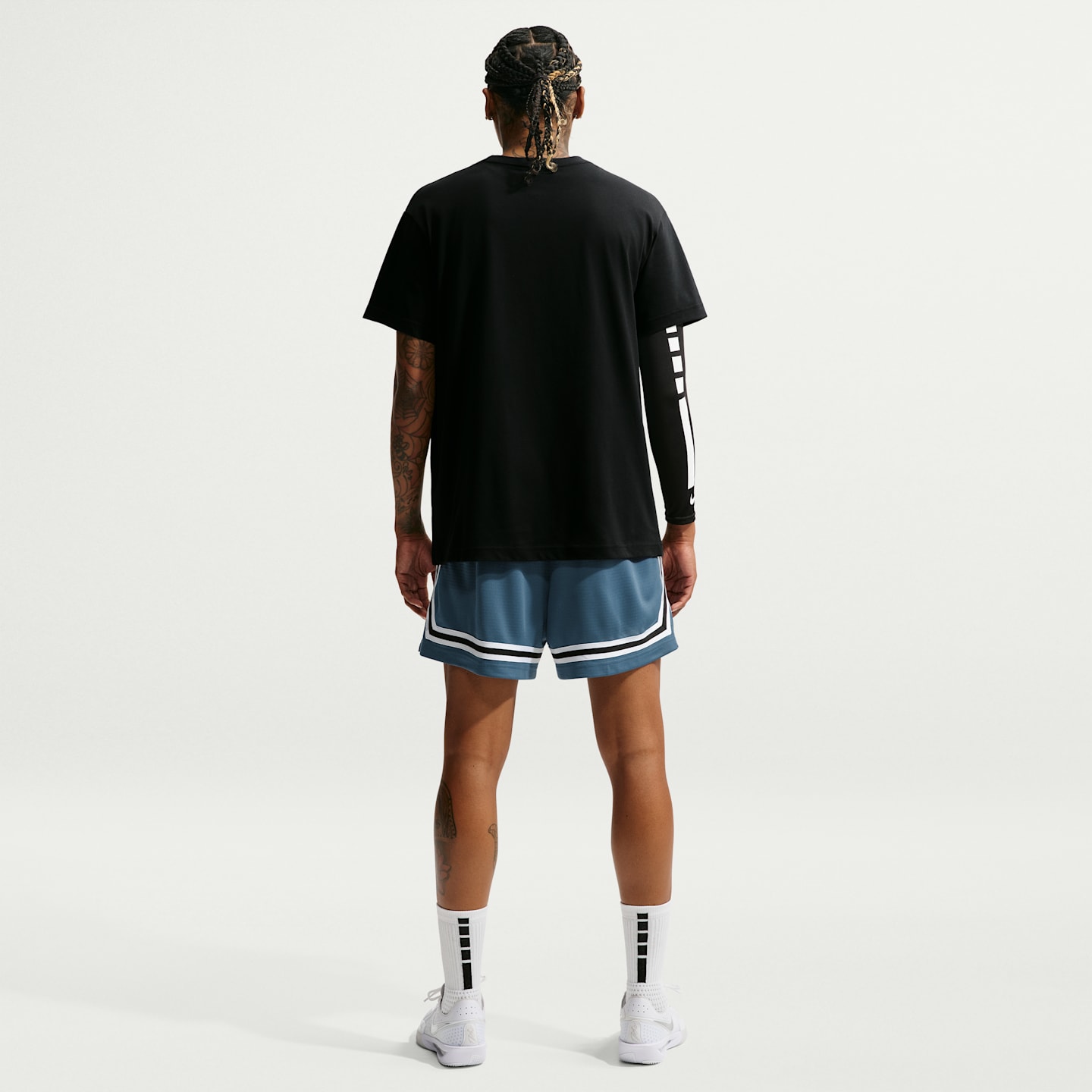 Женская баскетбольная футболка Nike Move Dri-FIT, цвет: Чёрный — фото 5