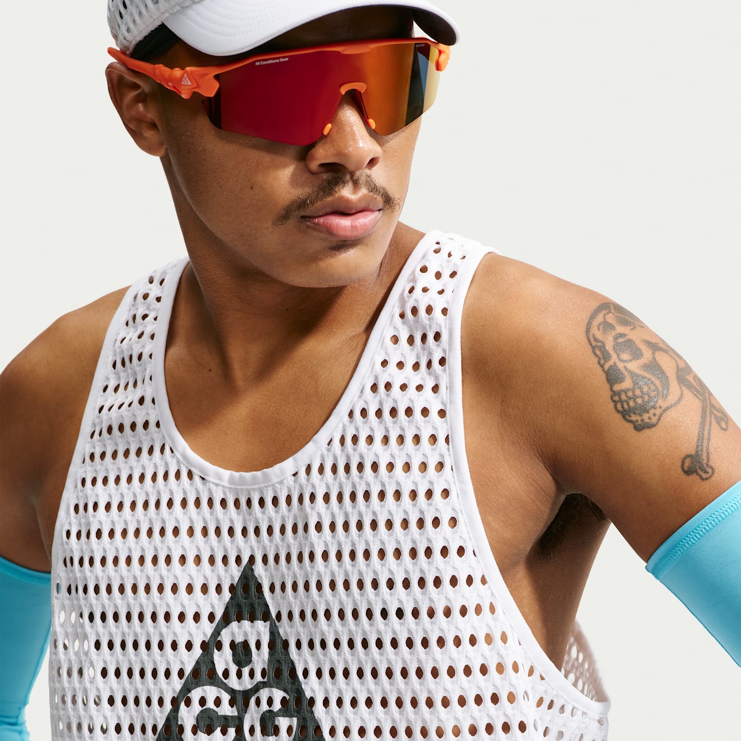 Мужской топ Nike ACG Radical AirFlow Dri-FIT Trail Running Tank Top, цвет: Белый / Антрацитовый — фото 3