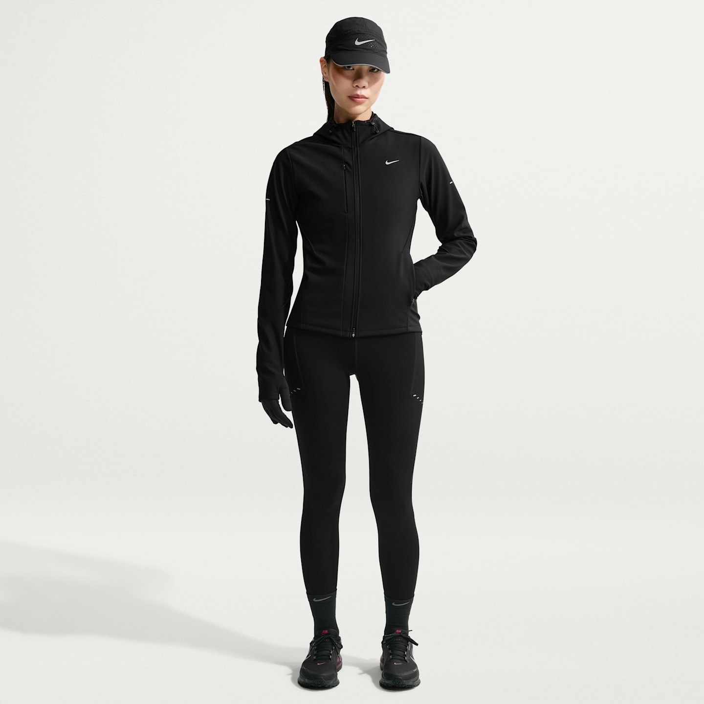Женская куртка Nike Swift Therma-FIT Repel Running, цвет: Чёрный — фото 4