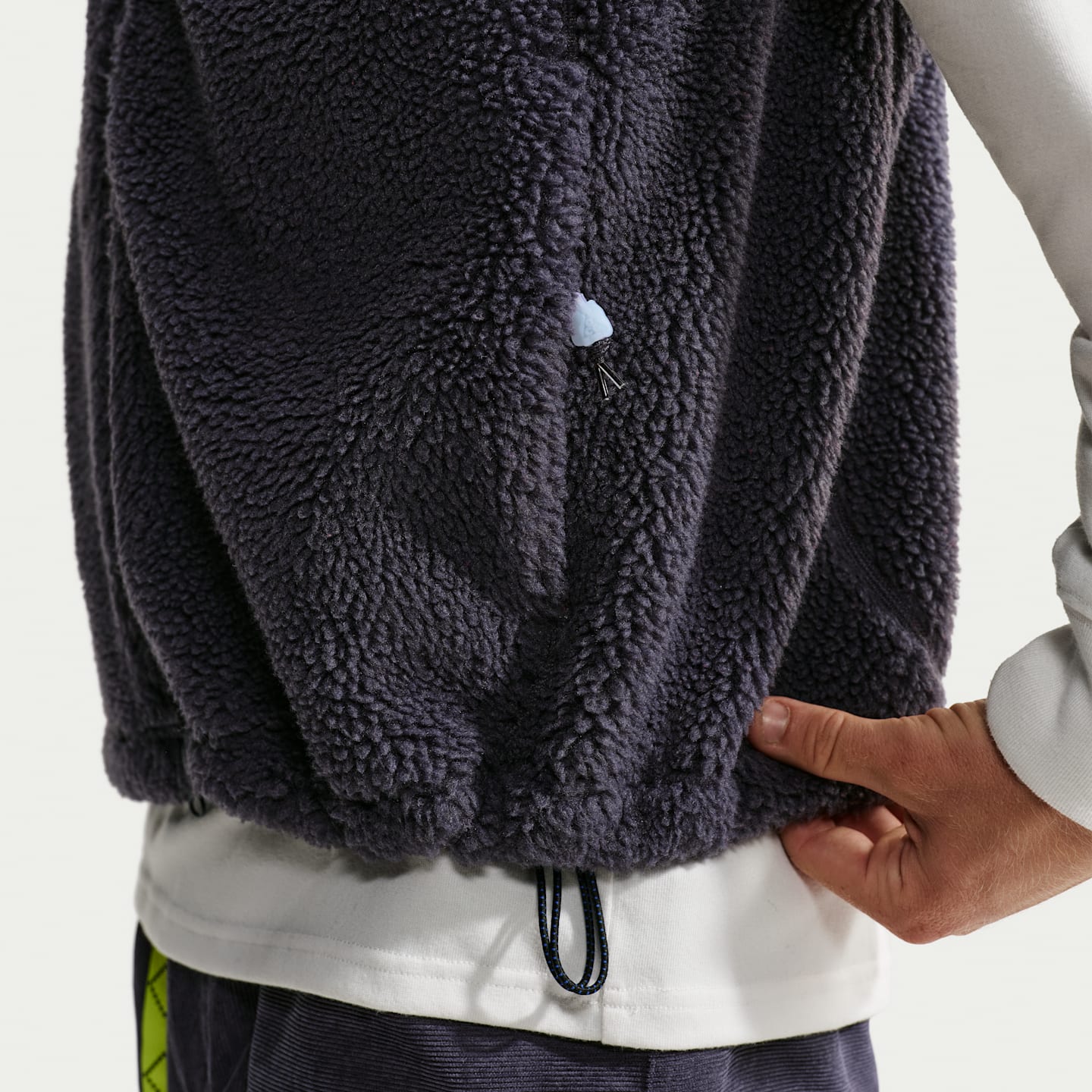 Мужской жилет Nike ACG Canwell Glacier Therma-FIT ADV, цвет: Серебряный / Снежный белый — фото 7