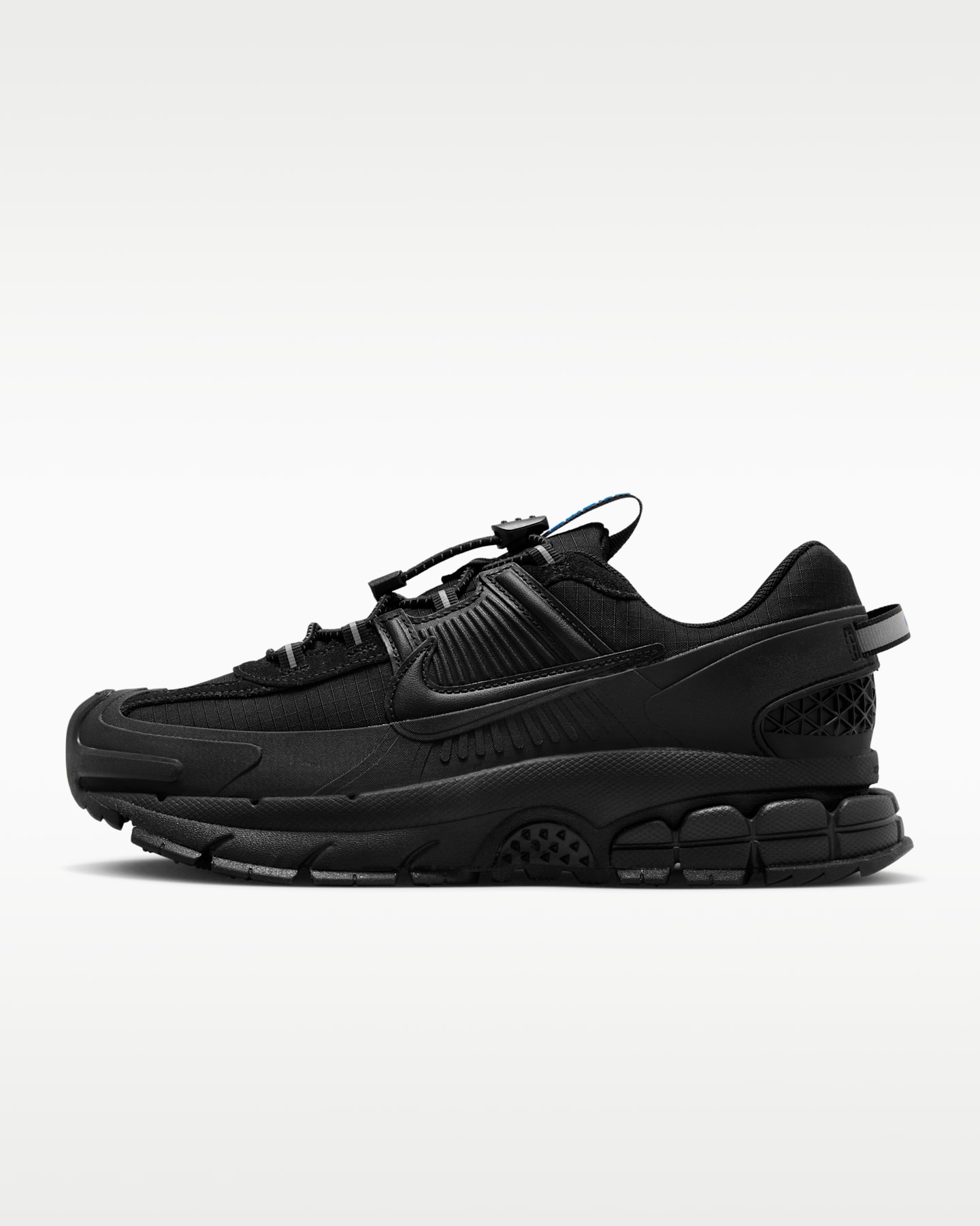 Женские кроссовки Nike Zoom Vomero Roam Winterized, цвет: Чёрный / Синий — фото 13