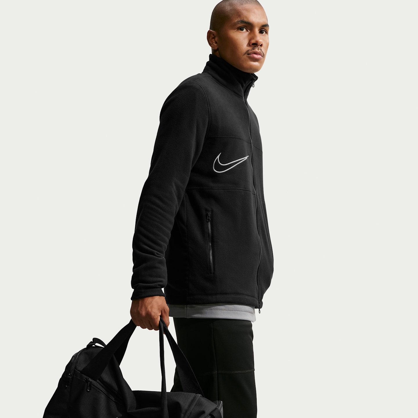 Мужская футбольная флисовая куртка на молнии Nike Premier Therma-FIT, цвет: Чёрный / Белый — фото 3