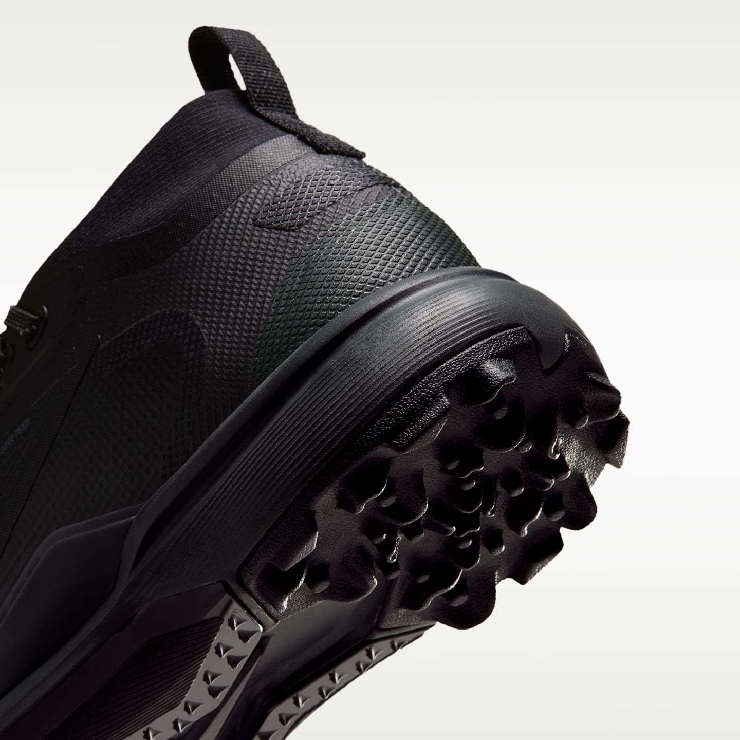 Мужские кроссовки Nike Pegasus 1 G GORE-TEX Waterproof Golf Shoes, цвет: Чёрный / Серый — фото 9