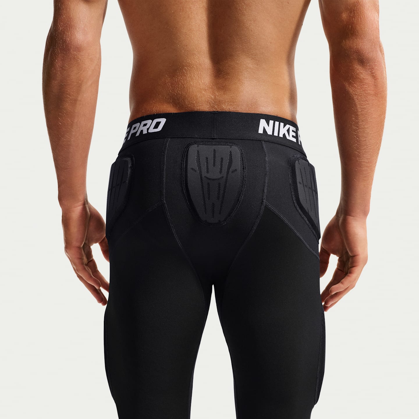 Мужские шорты Nike Pro HyperStrong с защитными вставками, цвет: Чёрный / Белый — фото 2