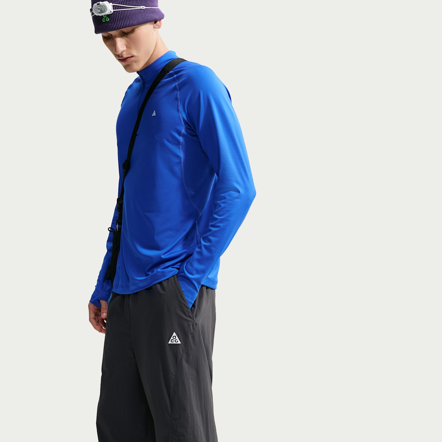 Мужские брюки Nike ACG High Stakes Loose Fit Hiking, цвет: Антрацитовый / Снежный белый — фото 4