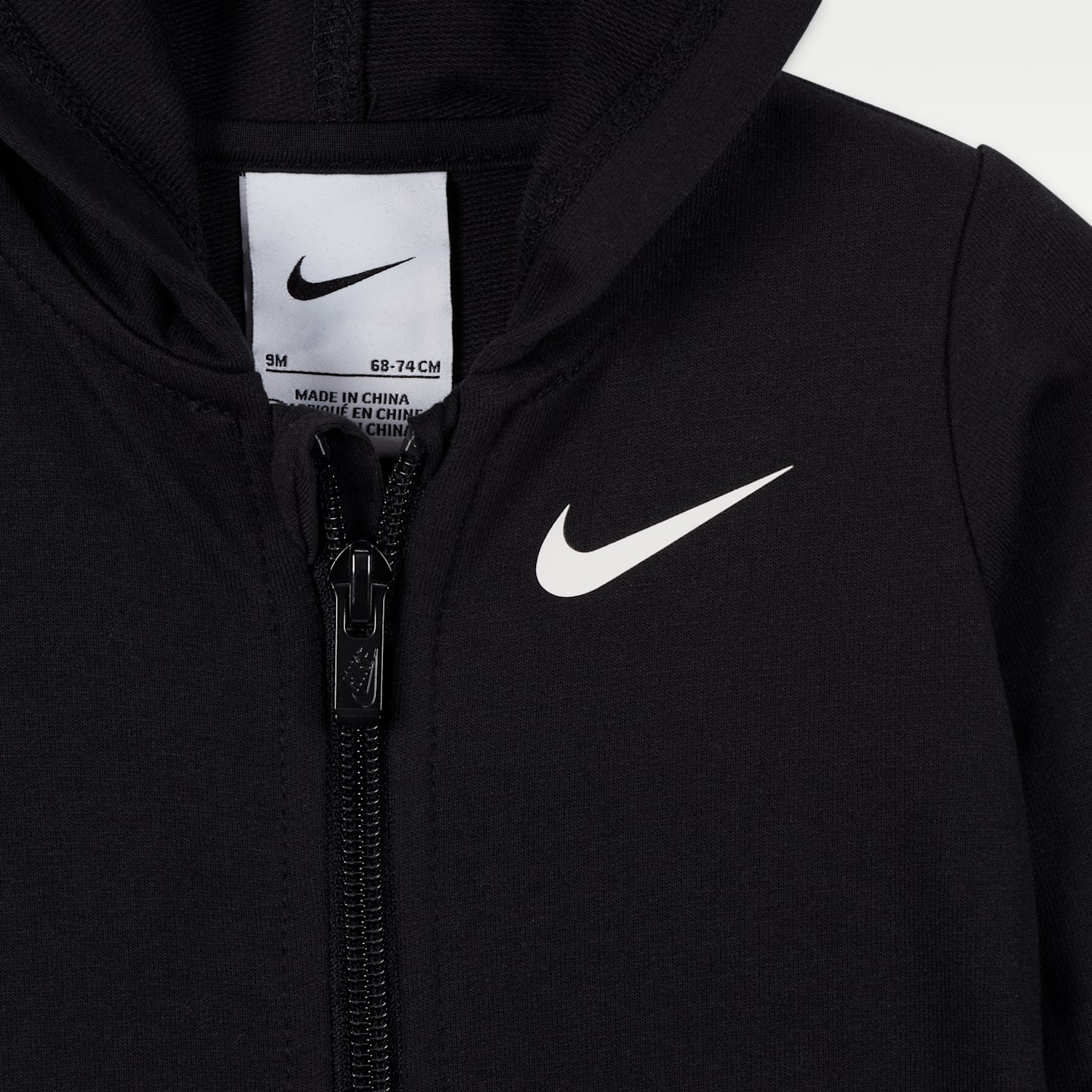 Детский комбинезон Nike Baby Essentials Baby (12-24M) Hooded Coverall, цвет: Чёрный — фото 3