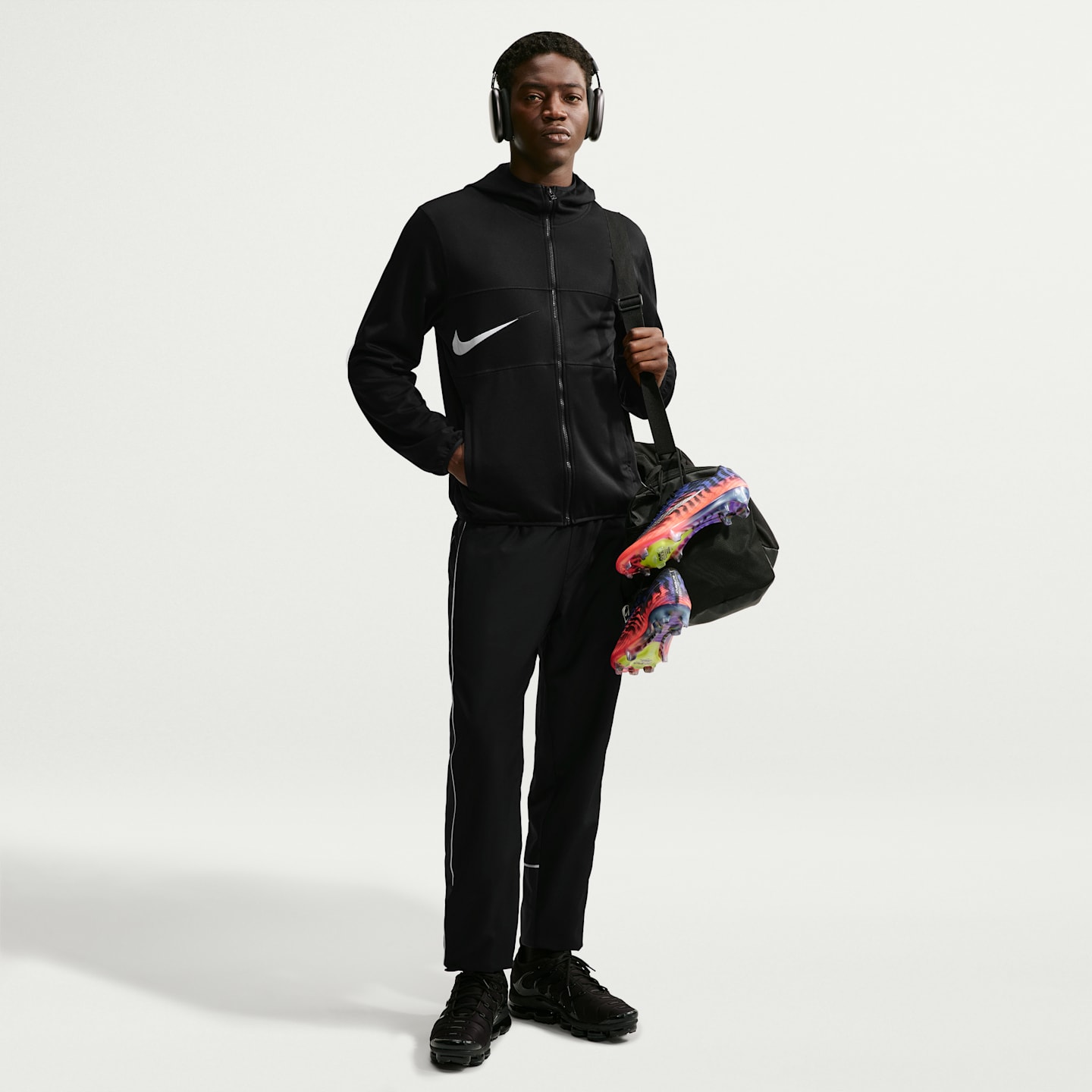 Мужское худи Nike Premier Soccer Full-Zip Knit, цвет: Чёрный / Белый — фото 4