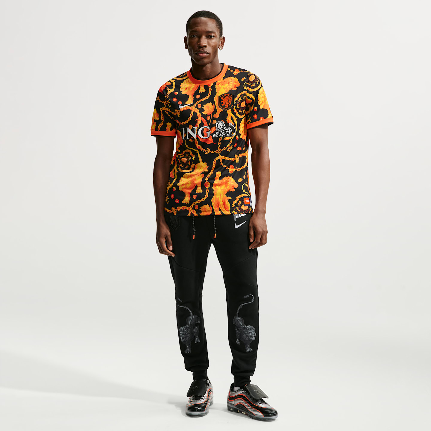Мужской футбольный топ с коротким рукавом Nike Netherlands x Patta Academy Pro, цвет: Чёрный / Белый — фото 4