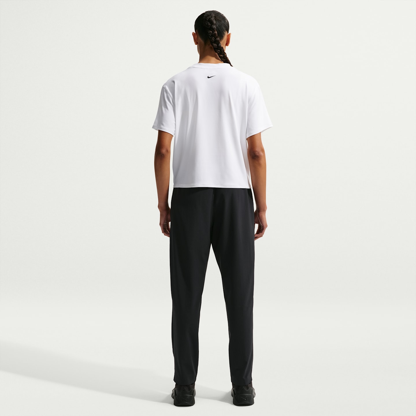 Женские тканые брюки Nike Pro 365 Dri-FIT со средней посадкой, цвет: Чёрный / Белый — фото 5