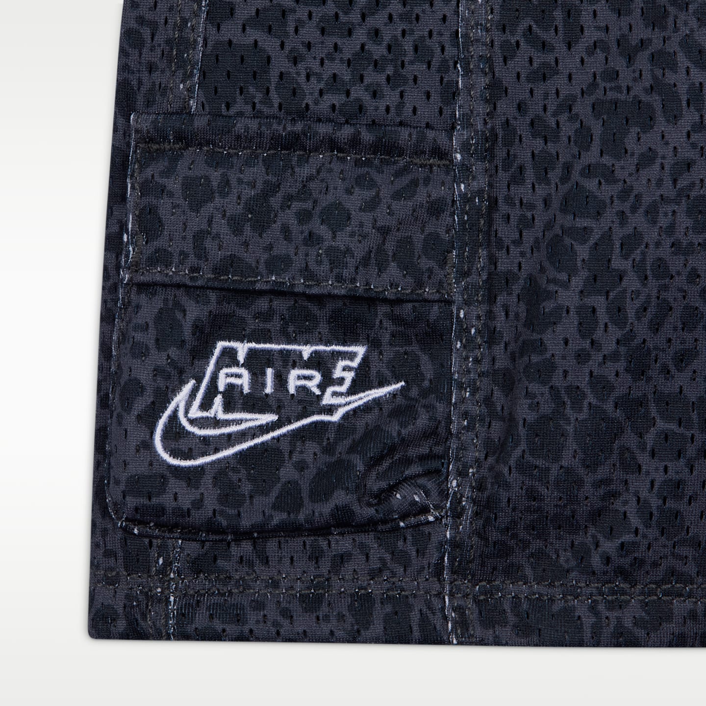 Детский комплект Nike Dri-FIT 2-Piece Air Printed Cargo Shorts Set, цвет: Антрацитовый — фото 3