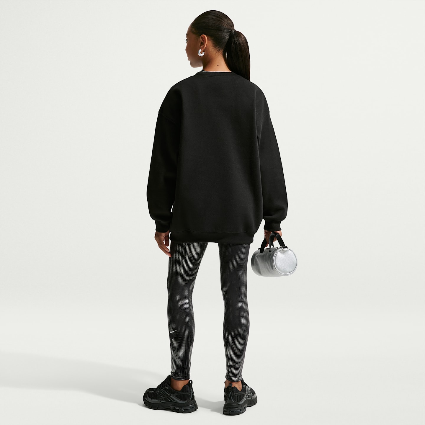 Детский оверсайз-свитшот Nike Studio Fleece для девочек, цвет: Чёрный — фото 5