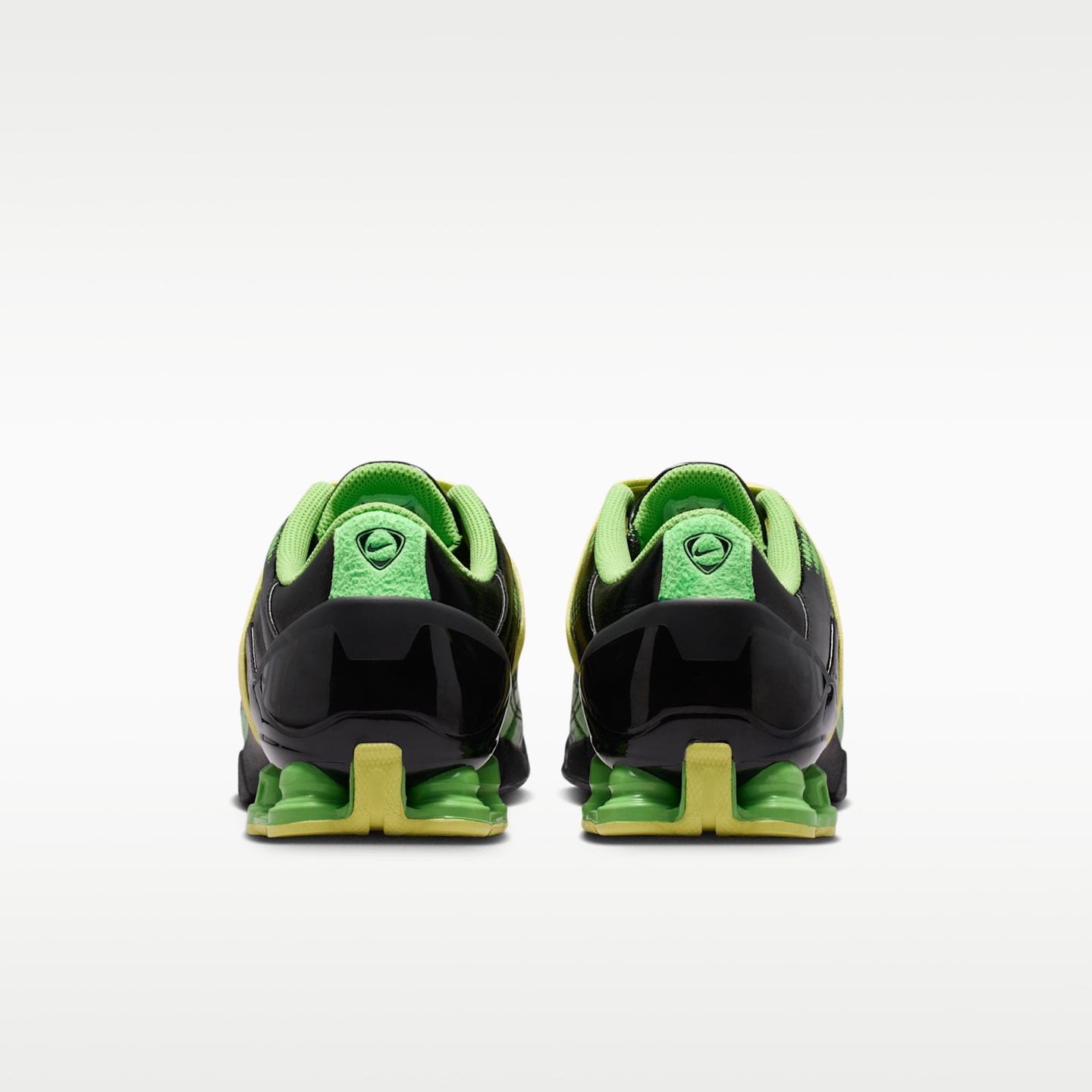 Женские кроссовки Nike Total90 Shox Magia, цвет: Чёрный / Жёлтый бриллиантовый — фото 6