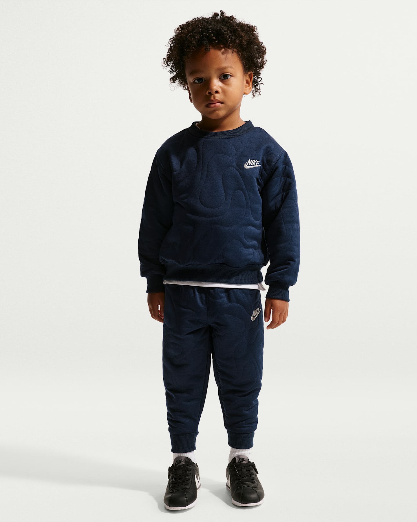 Детские комплекты Nike Sportswear Toddler Frost Futura 2-Piece Crew Set, цвет: Полуночный тёмно-синий — фото 8