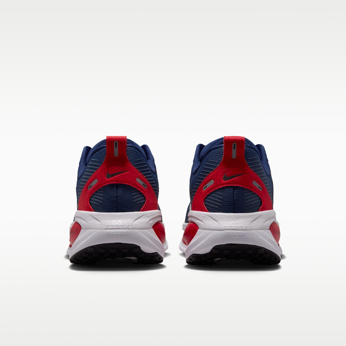 Мужские кроссовки Nike College Vomero 18 (Arizona) Road Running, цвет: Тёмно-синий / Красный — фото 6