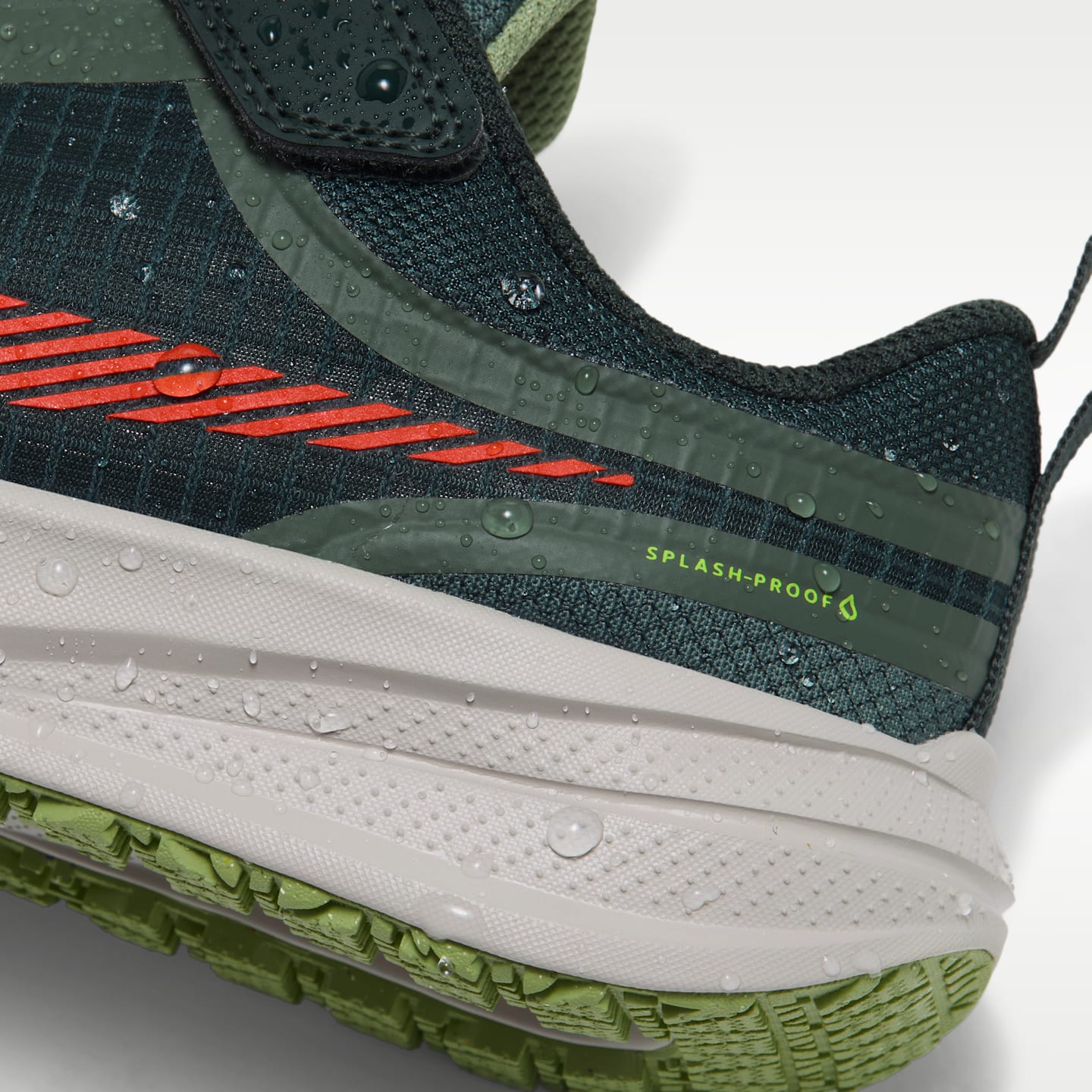 Детские кроссовки Nike Star Runner Utility Running, цвет: Чёрный еловый / Камуфляжный зелёный — фото 9