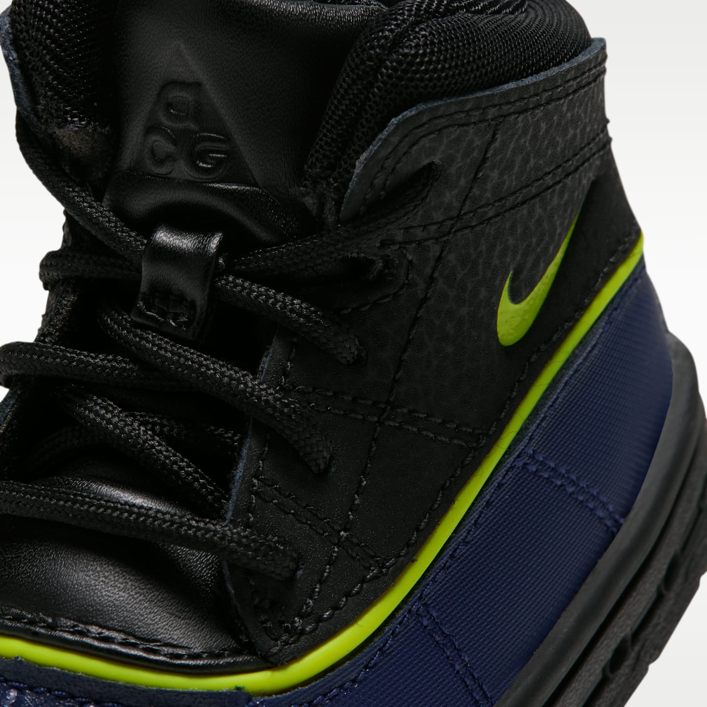 Детские ботинки Nike ACG Woodside 2 High Baby/Toddler, цвет: Чёрный / Тёмно-синий — фото 7