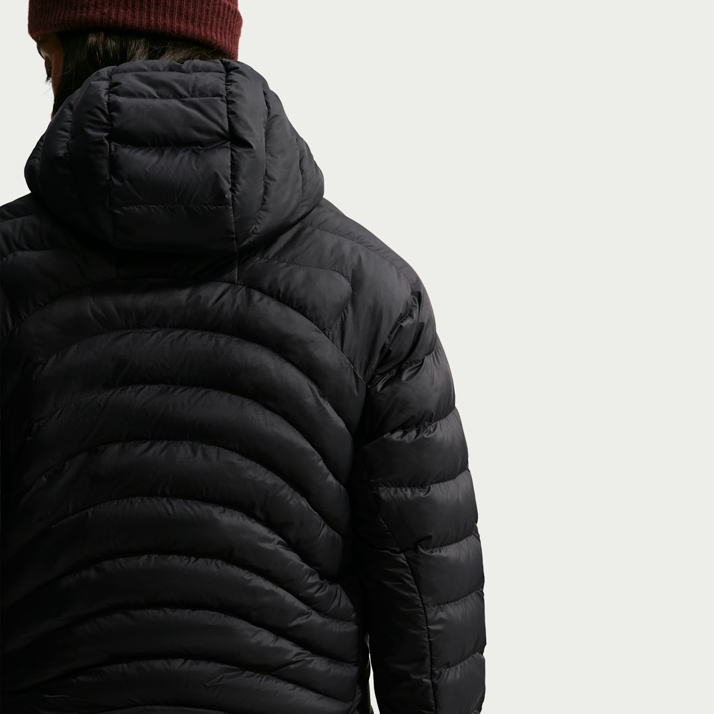 Женская куртка с капюшоном Nike ACG Lava Flow Therma-FIT ADV, цвет: Чёрный / Снежный белый — фото 2