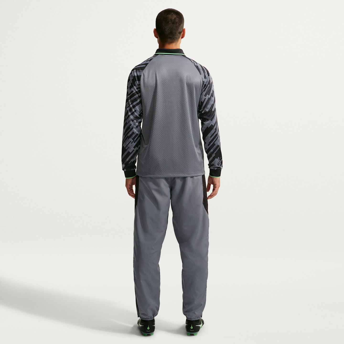 Мужские футбольные тканые брюки Nike Premier Repel, цвет: Холодный серый / Чёрный — фото 5