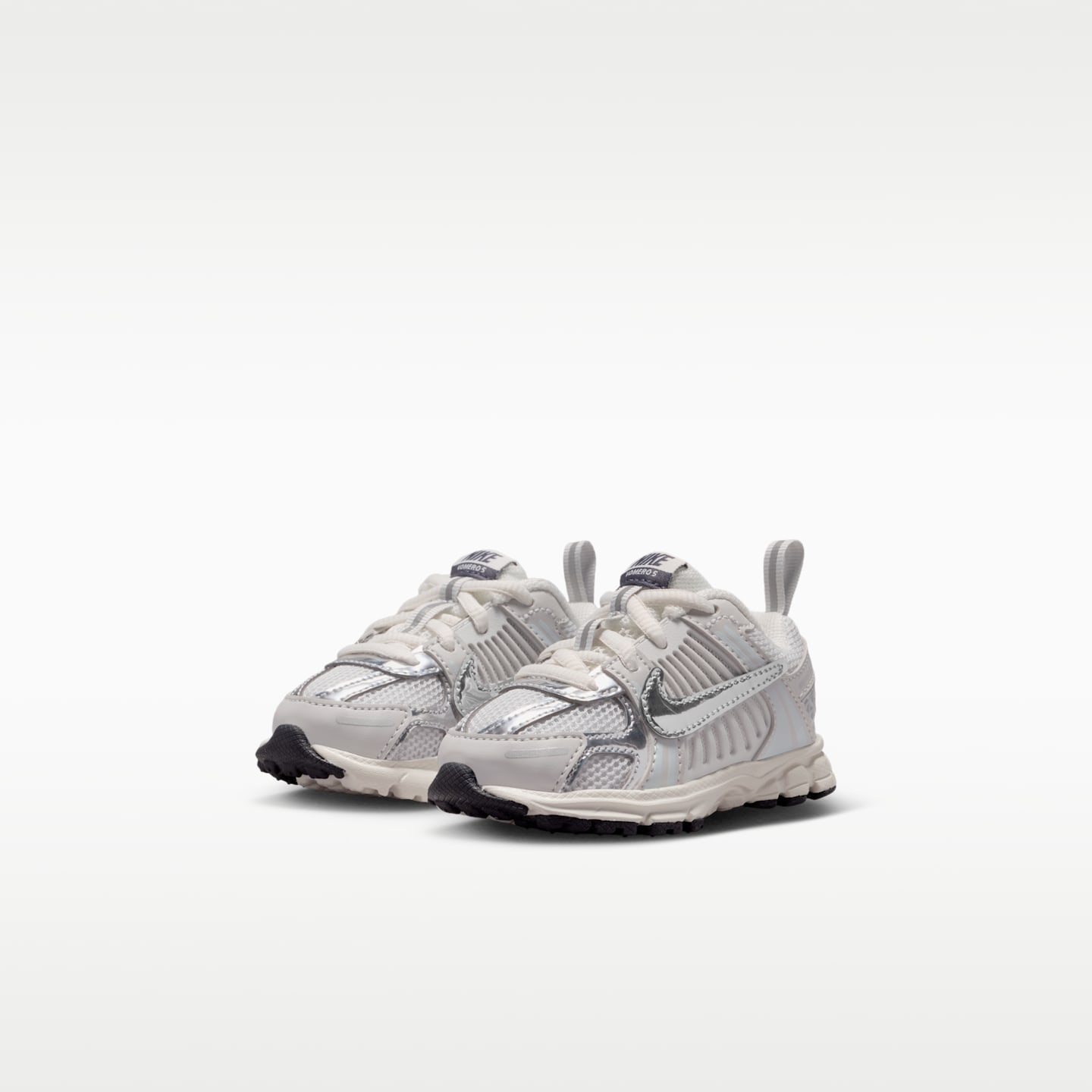 Детские кроссовки Nike Vomero 5 Baby/Toddler (Classic Laces), цвет: Молочный / Серебристый — фото 5
