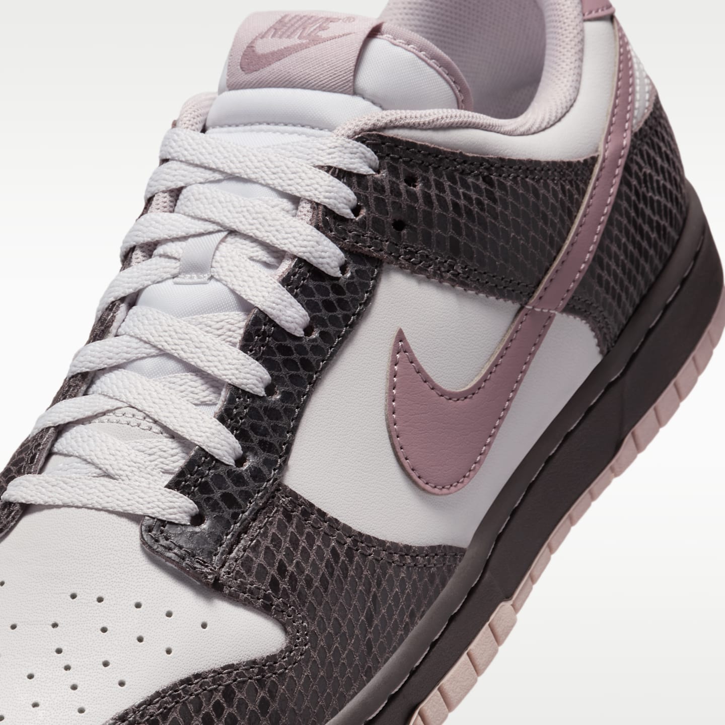 Мужские кроссовки Nike Dunk Low SE, цвет: Средний пепельный / Серый — фото 7