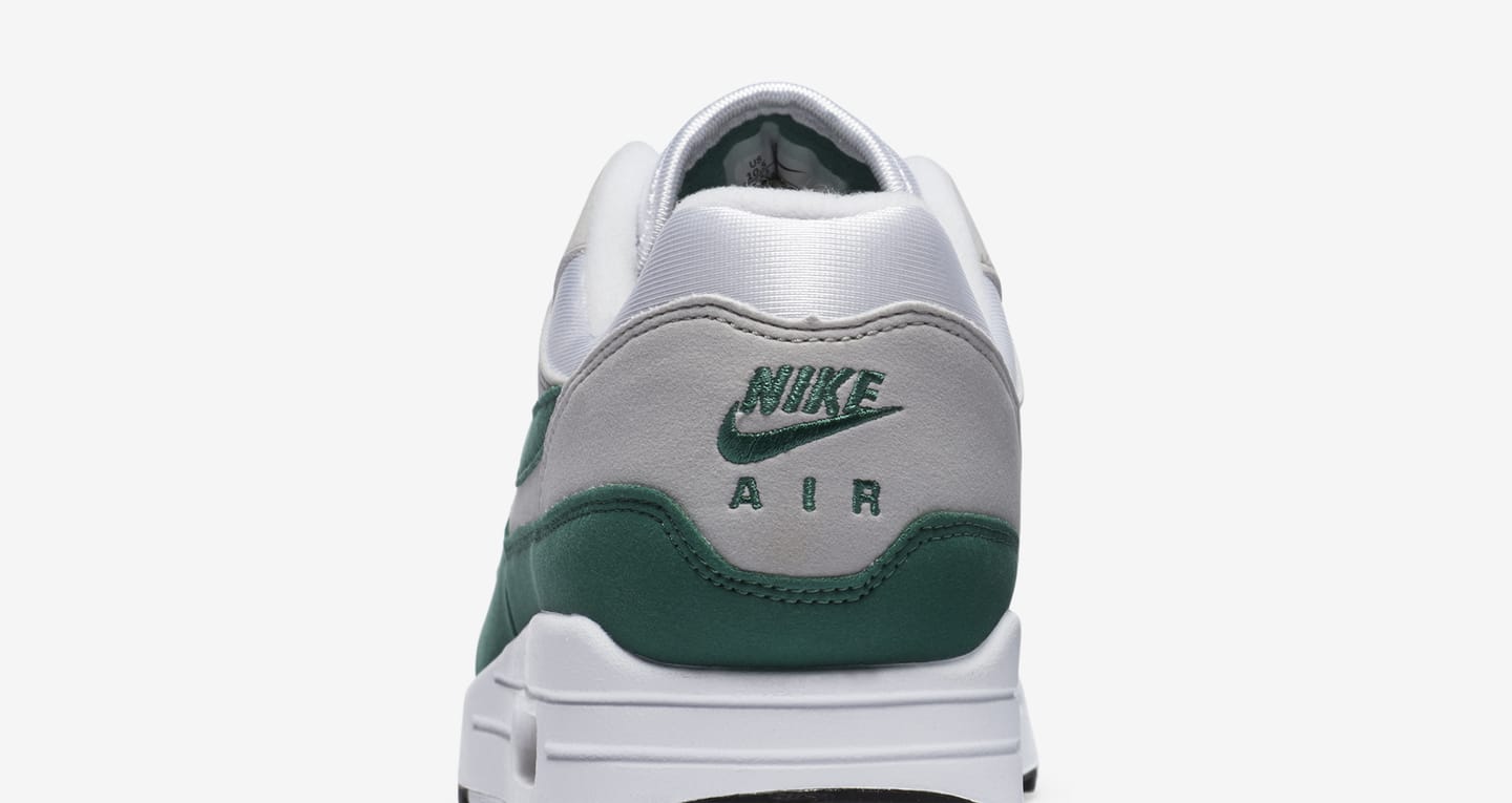 Air Max 1 'Evergreen Aura' Release Date . Nike SNKRS