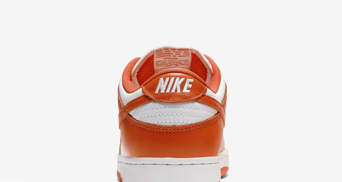sb dunk low orange blaze
