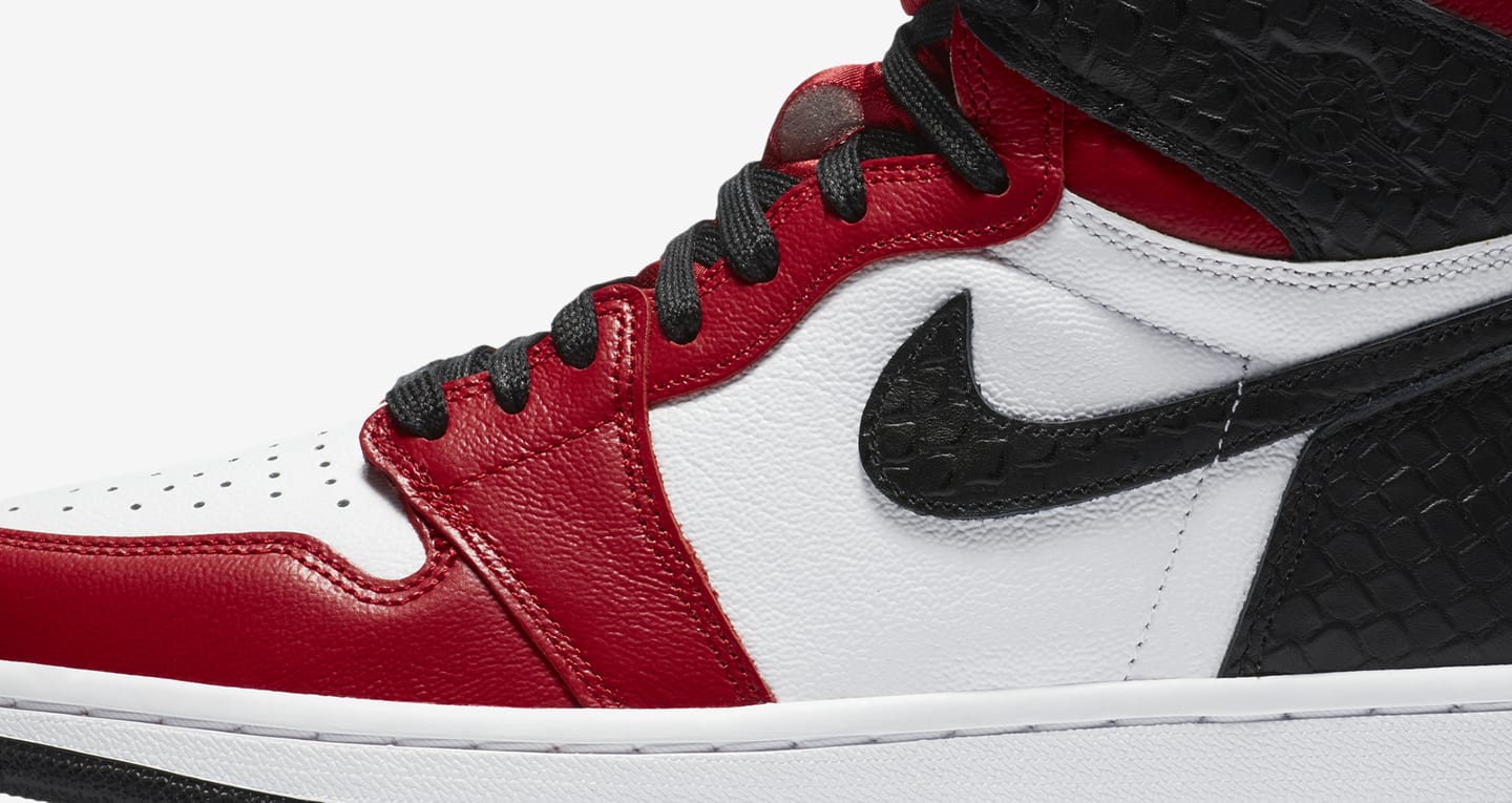 Air Jordan 1 High OG “Satin Red” ผู้หญิง. Nike SNKRS