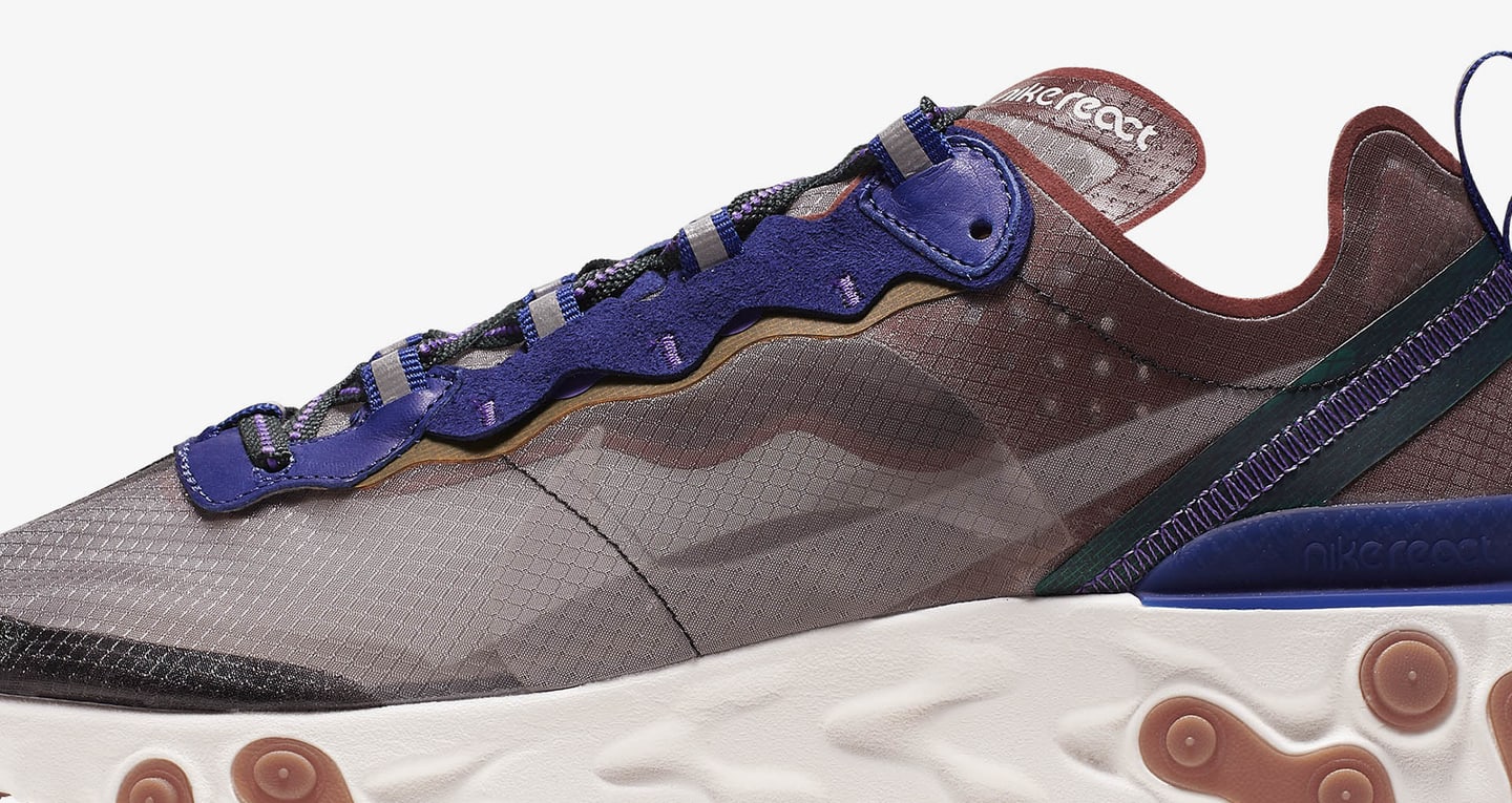 dusty peach nike react