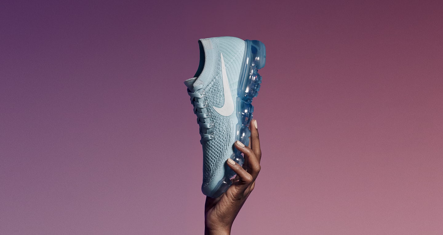 wmns air vapormax flyknit day to night