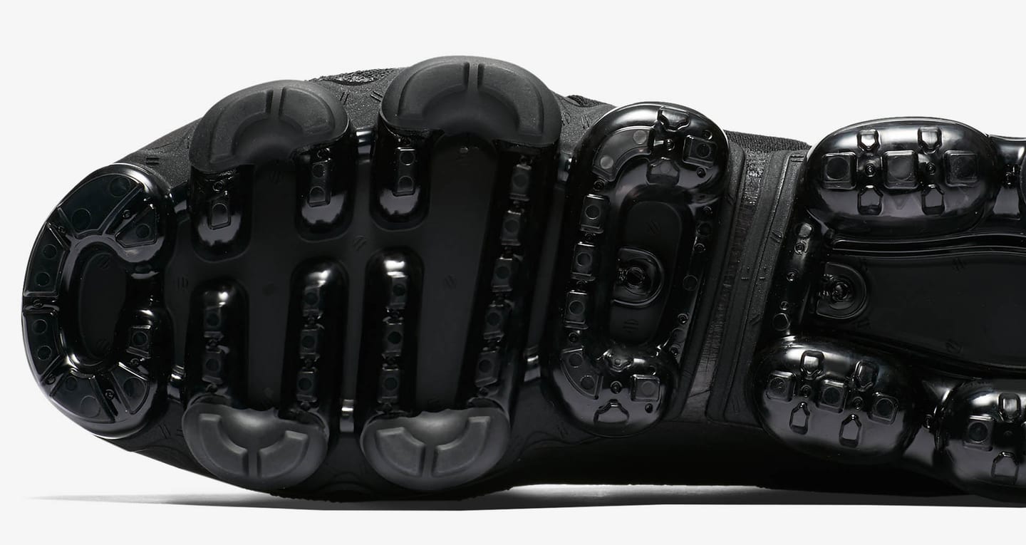 vapormax moc triple noir