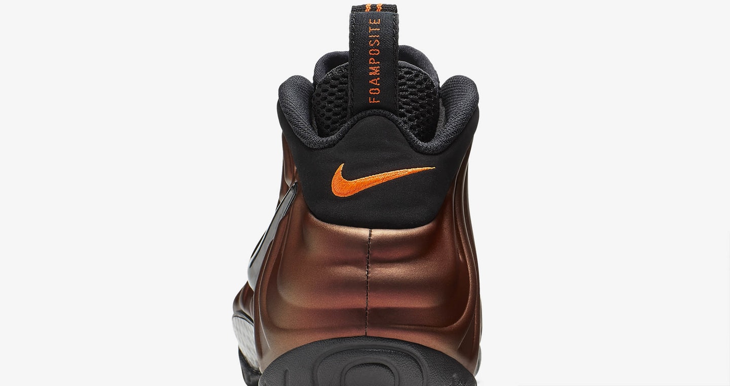 foamposite hyper crimson outfit