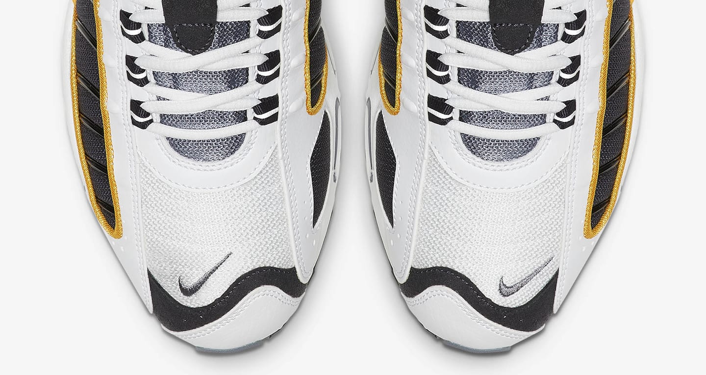 tailwind 4 metro grey