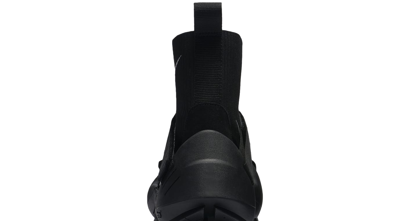 a6 running shoes