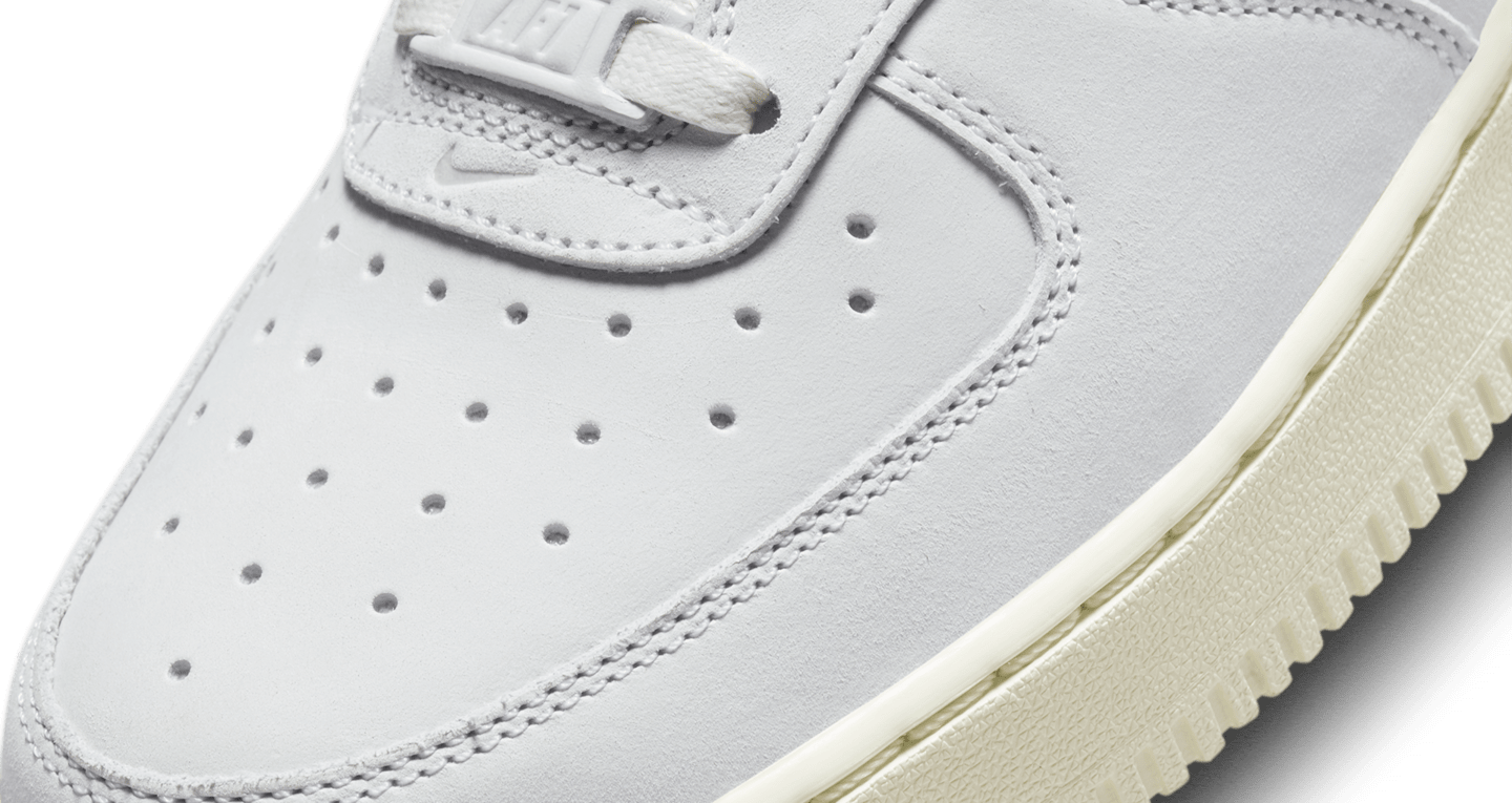 white air forces 1 womens