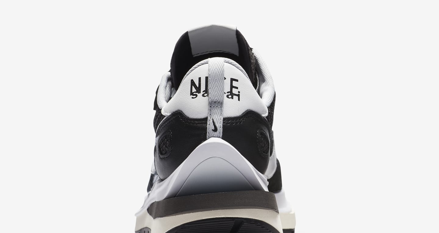 sacai x nike vapor waffle black white