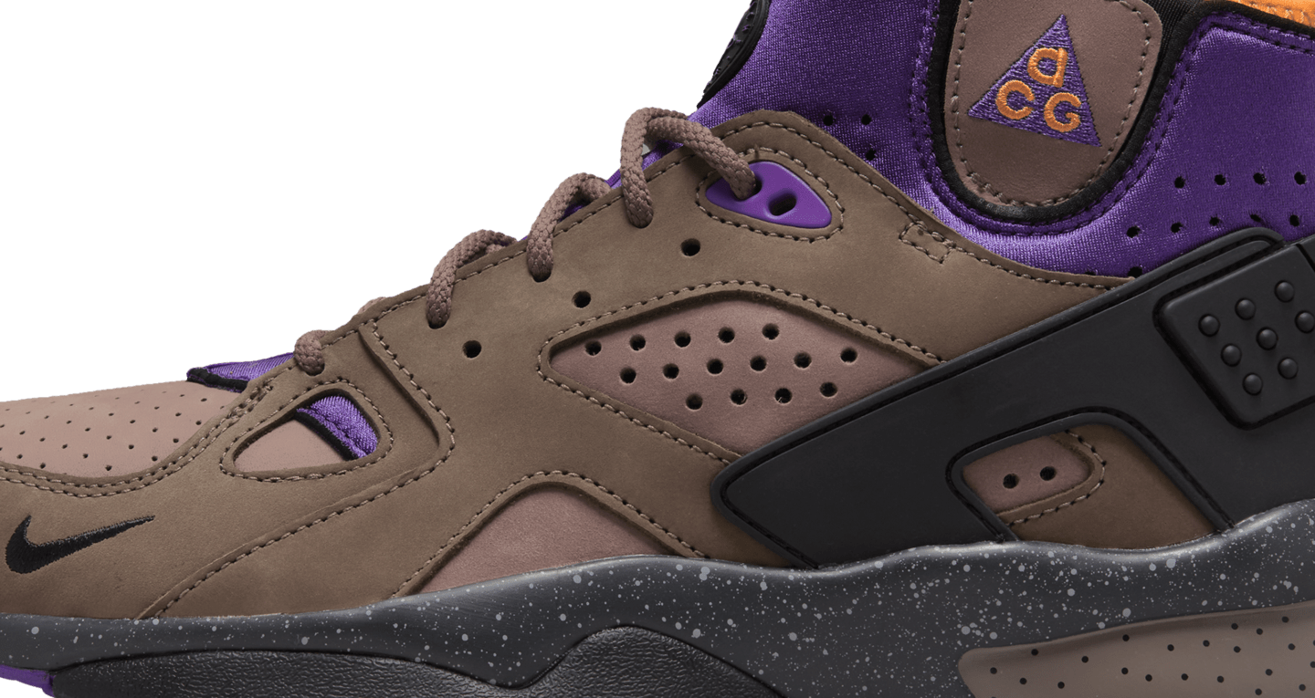 acg trails end brown