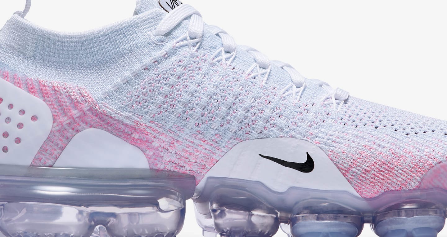 womens white flyknit vapormax