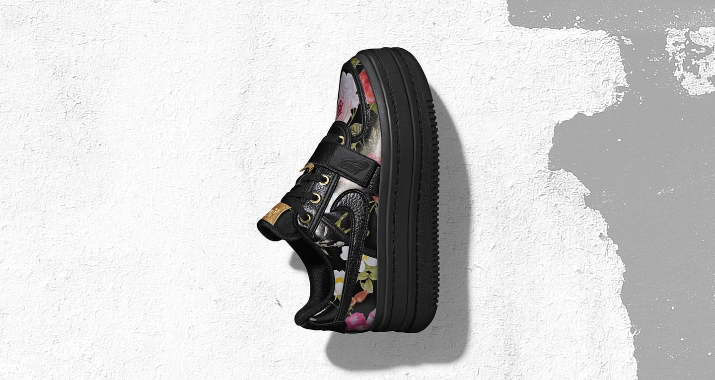 vandal 2k lx platform sneaker nike