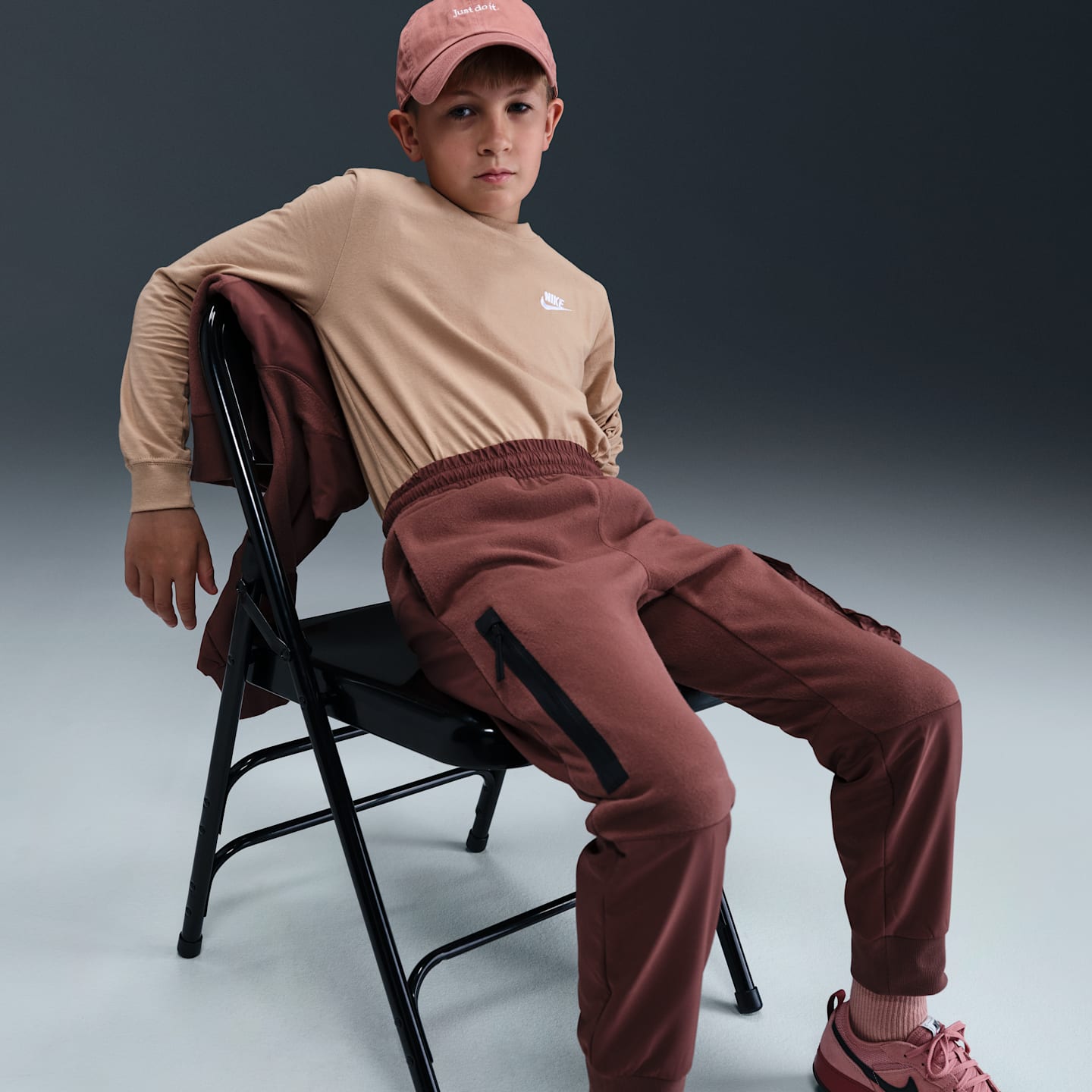 Детские брюки Nike Sportswear City Utility EasyOn Big Kids' Therma-FIT Winterized Pants — фото 5