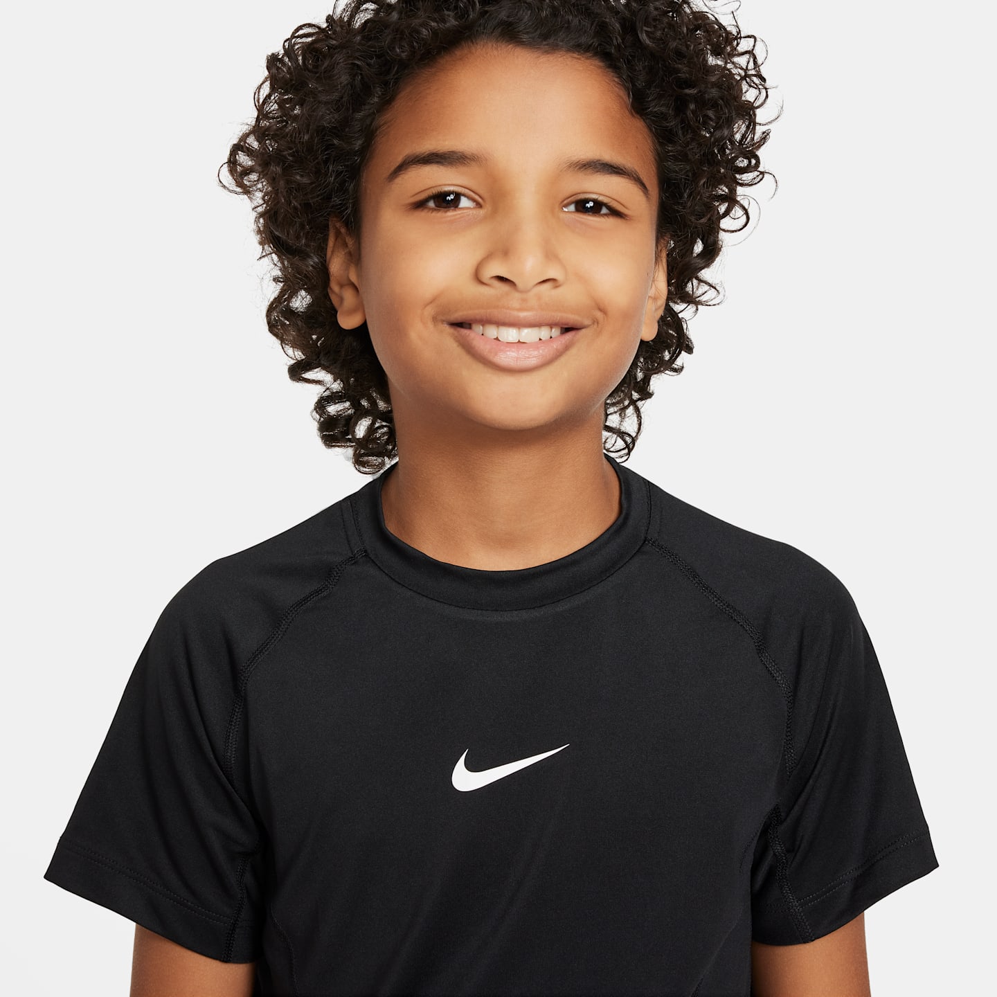 Детские топы Nike Pro Big Kids' (Boys') Dri-FIT Short-Sleeve Top — фото 3