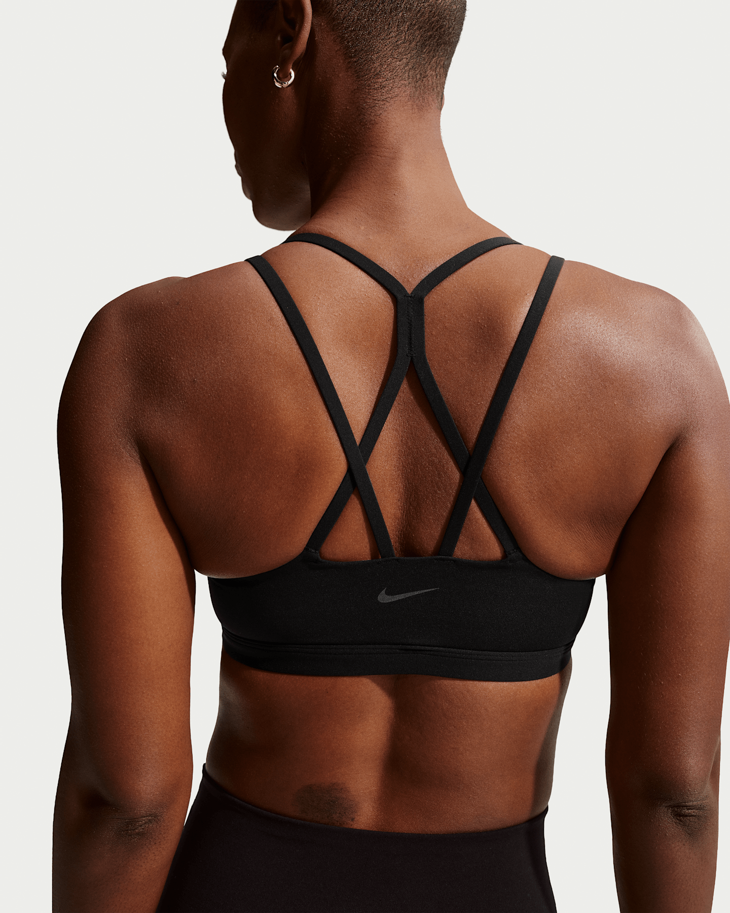Спортивное бра Zenvy, уплотнённая чашка, на завязках — Nike — фото 7